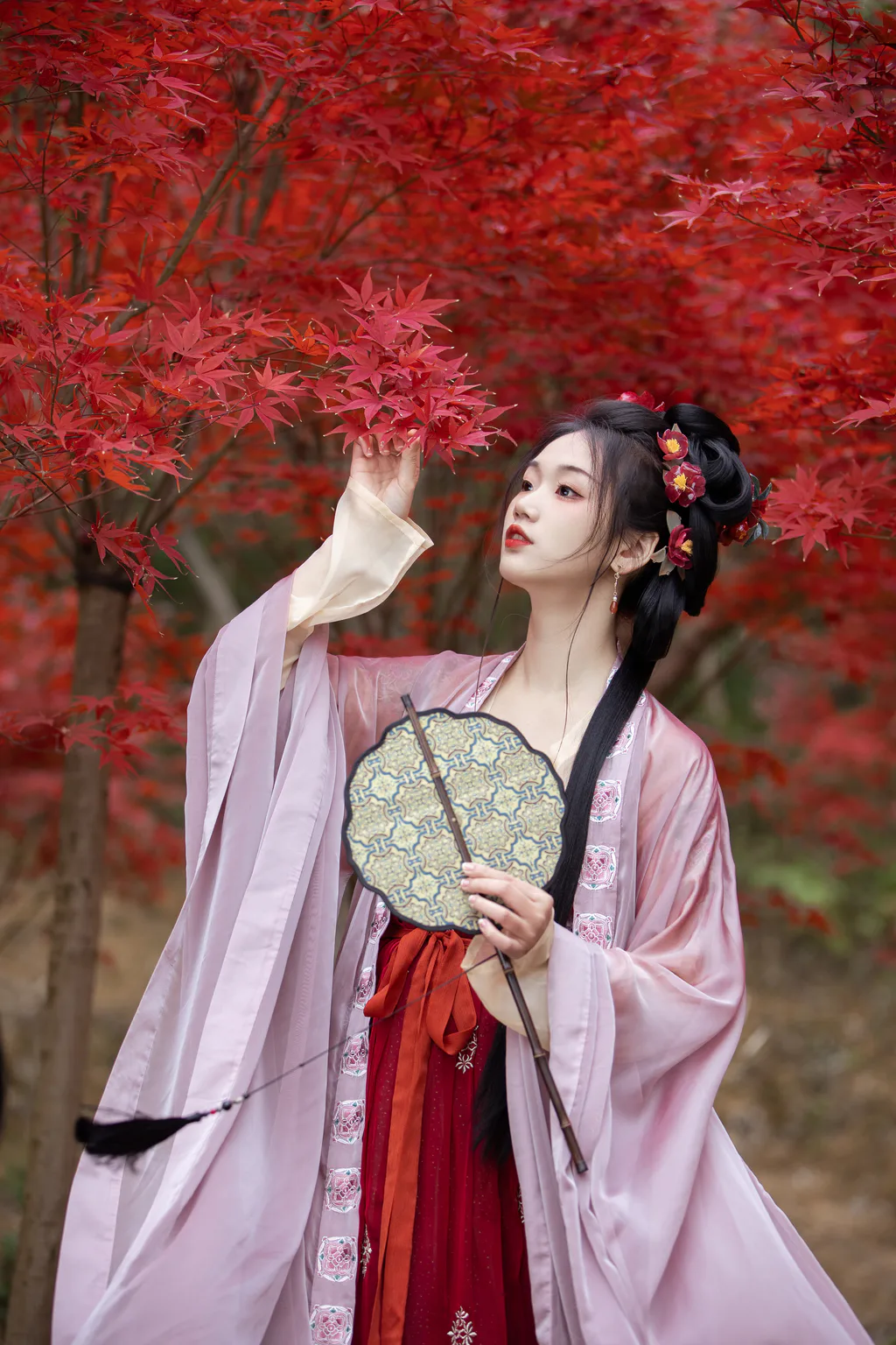 [YITUYU艺图语]2023.02.07 晚枫歌 晚江亭[33+1P/391MB]插图