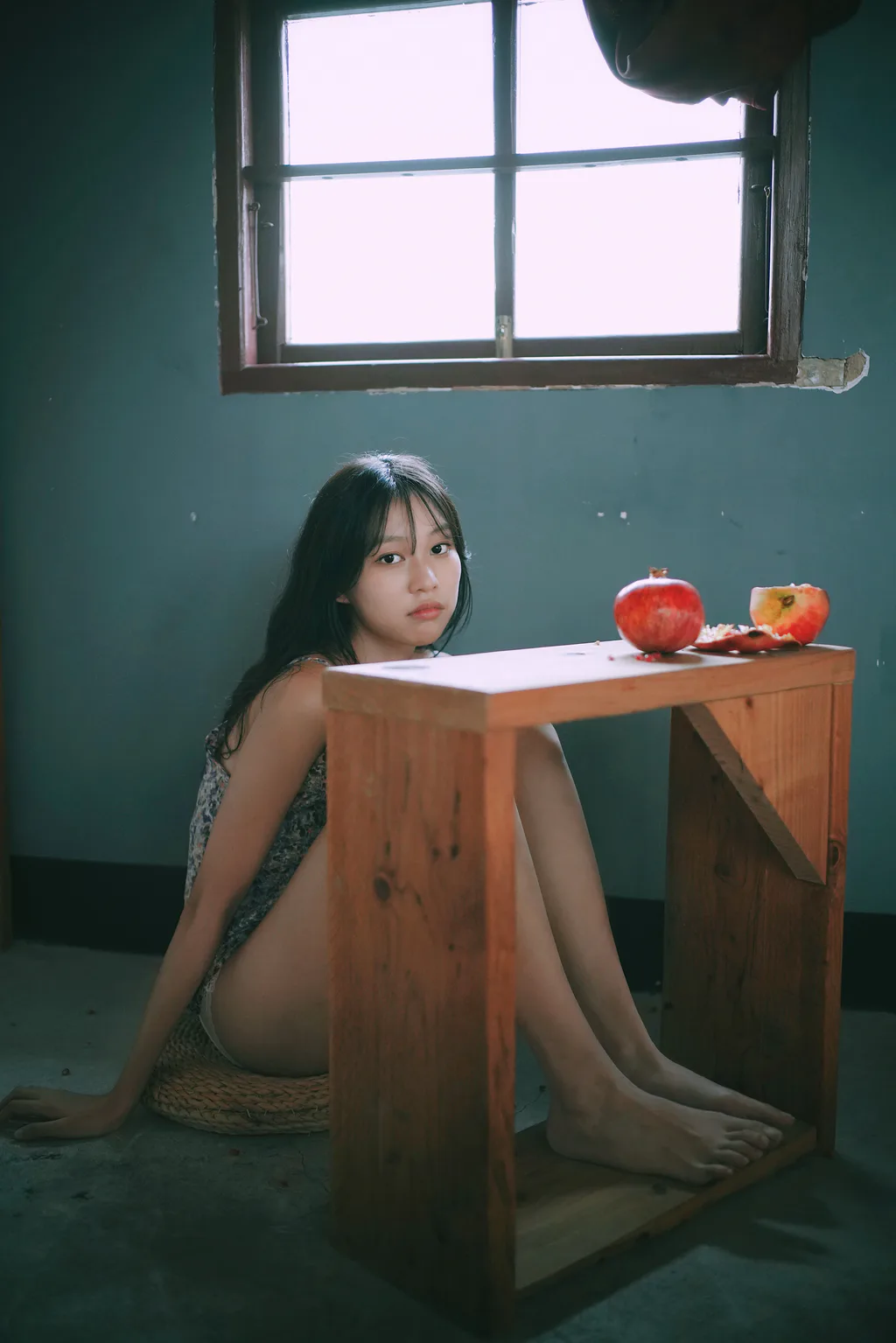 [YITUYU艺图语]2023.01.31 石榴的青春日记 茵子[28+1P/100MB]插图