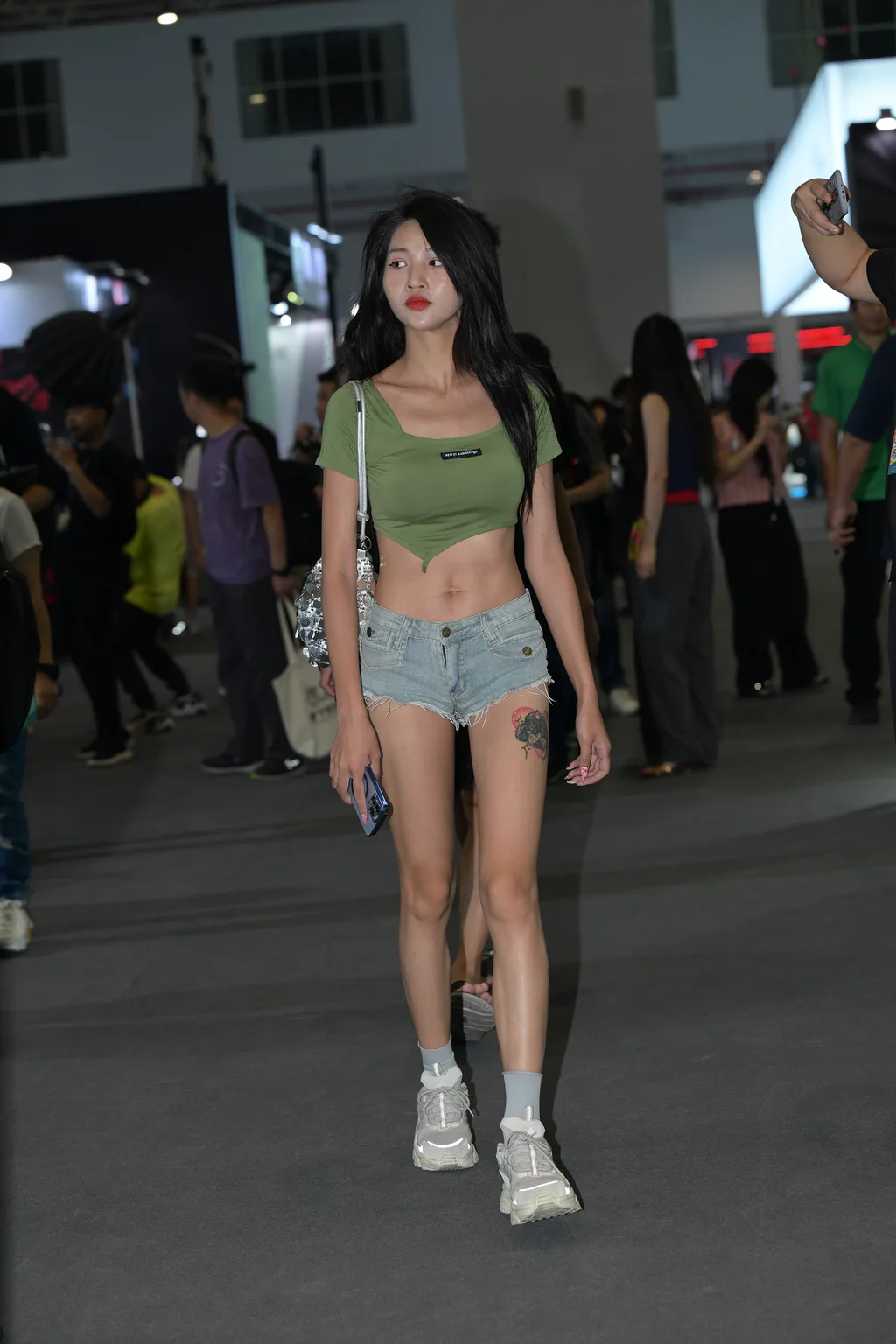 精选街拍作品 NO.6548 青春靓丽牛仔短裤[95P/161MB]插图2