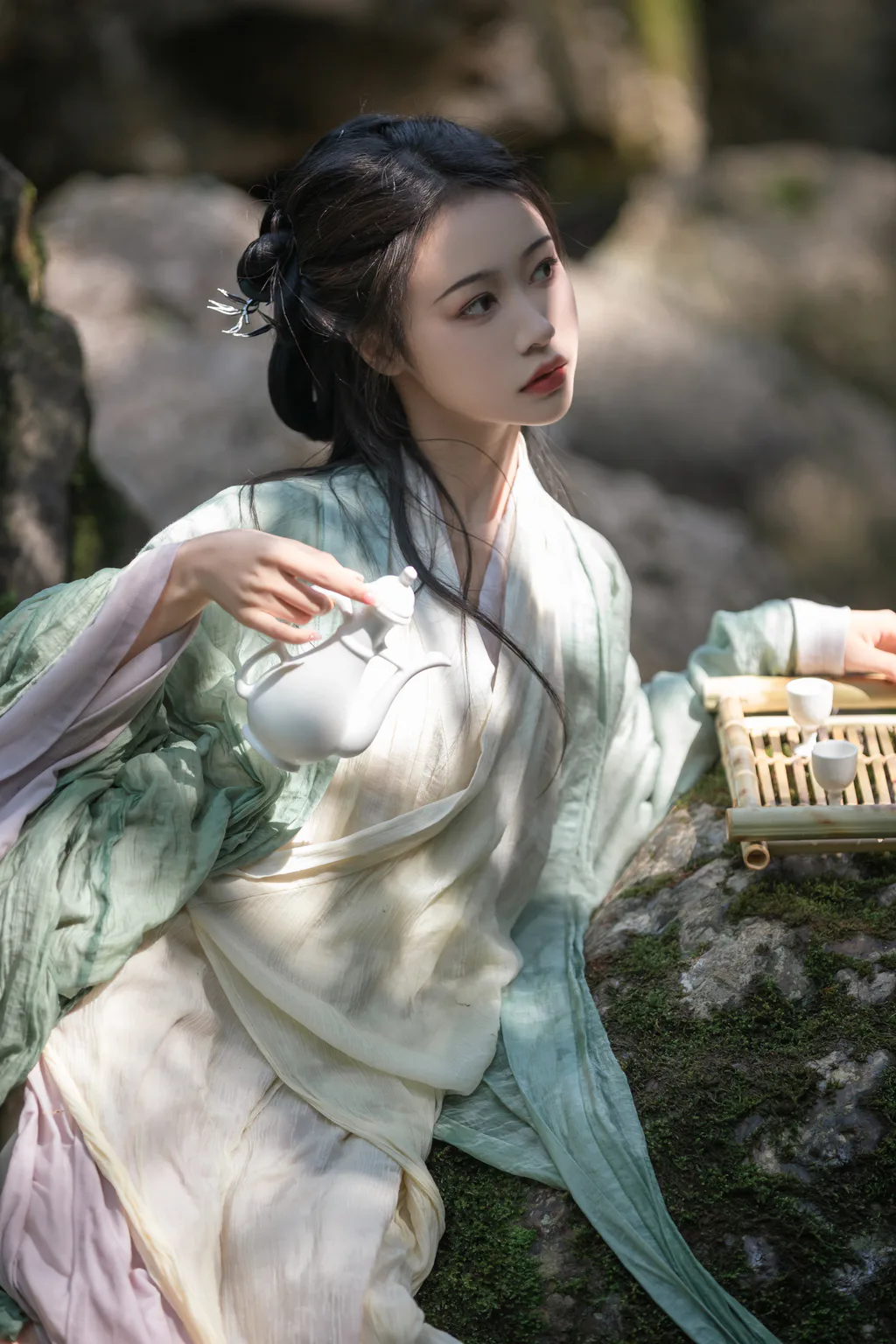 [YITUYU艺图语]2023.02.11 青山 梨一依[24+1P/297MB]插图2