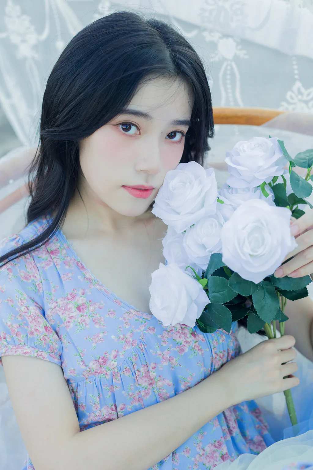 [YITUYU艺图语]2023.02.13 天台造梦 靜鏡婧[28+1P/296MB]插图1