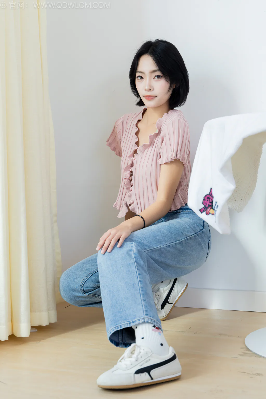 勿恋传媒 NO.2585 小爱-运动鞋、白棉袜、薄黑丝、厚肉丝[149P/1V/3.64GB]插图2