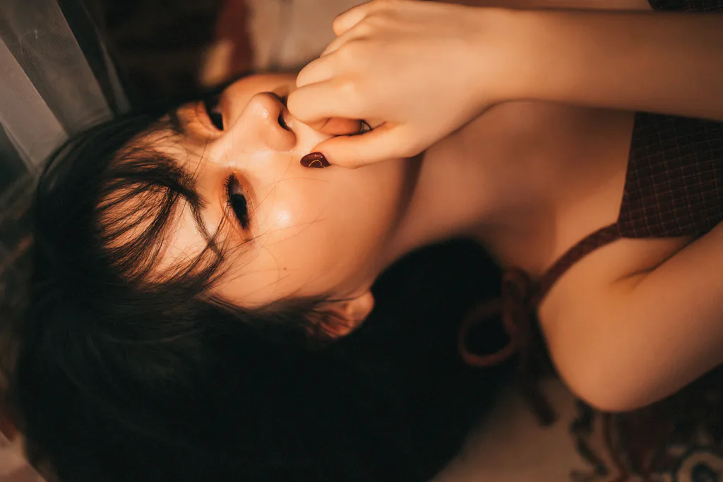 [YITUYU艺图语]2023.02.12 一个人的孤独 苏苏[26+1P/328MB]插图2