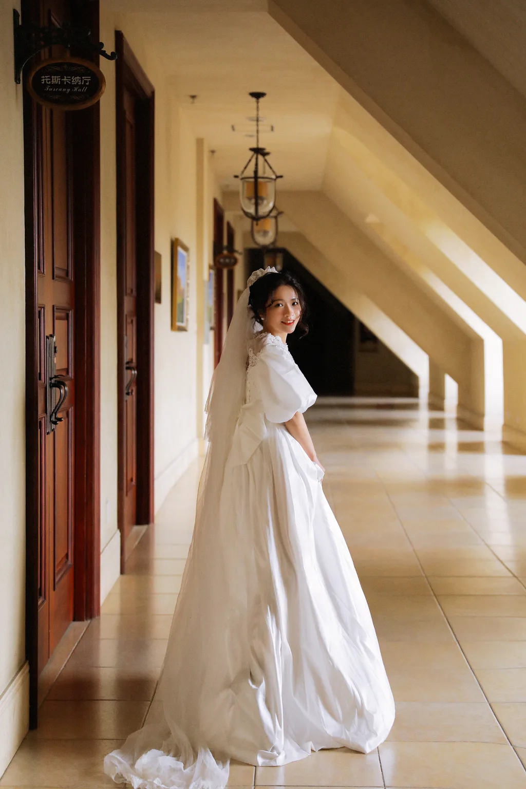 [YITUYU艺图语]2023.01.08 仲夏时光 小小虫Laura[26+1P/447MB]插图1