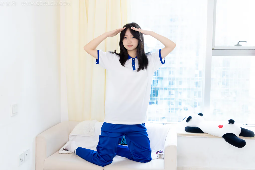 勿恋传媒 NO.2576 萌萌-板鞋、白棉袜、裸足、校服[153P/1V/3.51GB]插图2