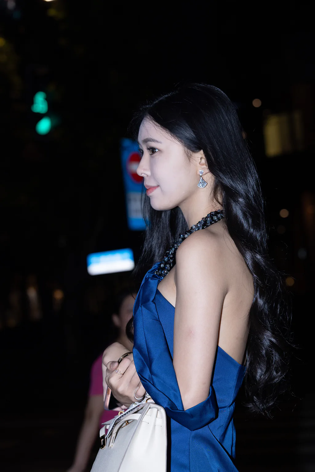 精选街拍作品 NO.6571 蓝裙高跟镁钕[104P/154MB]插图2