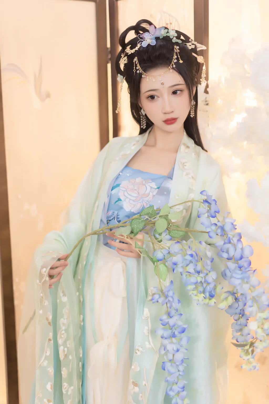 [YITUYU艺图语]2023.01.13 梨花落 -绮罗生的小苏苏-[25+1P/220MB]插图1