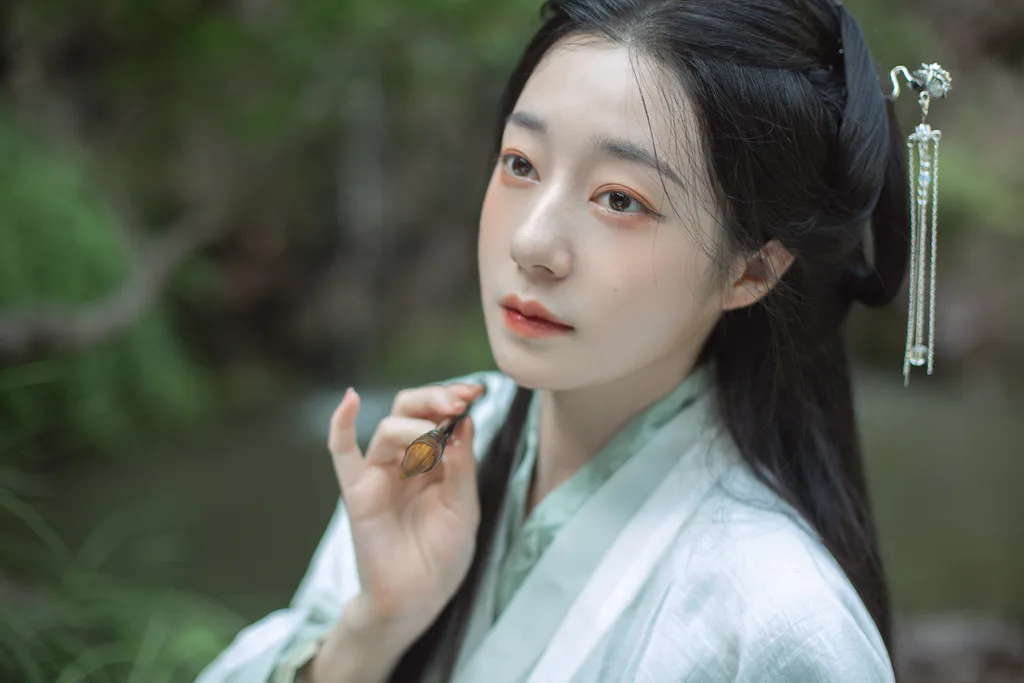 [YITUYU艺图语]2023.01.14 人生若无梦 终世无洪荒 逢一[25+1P/161MB]插图2