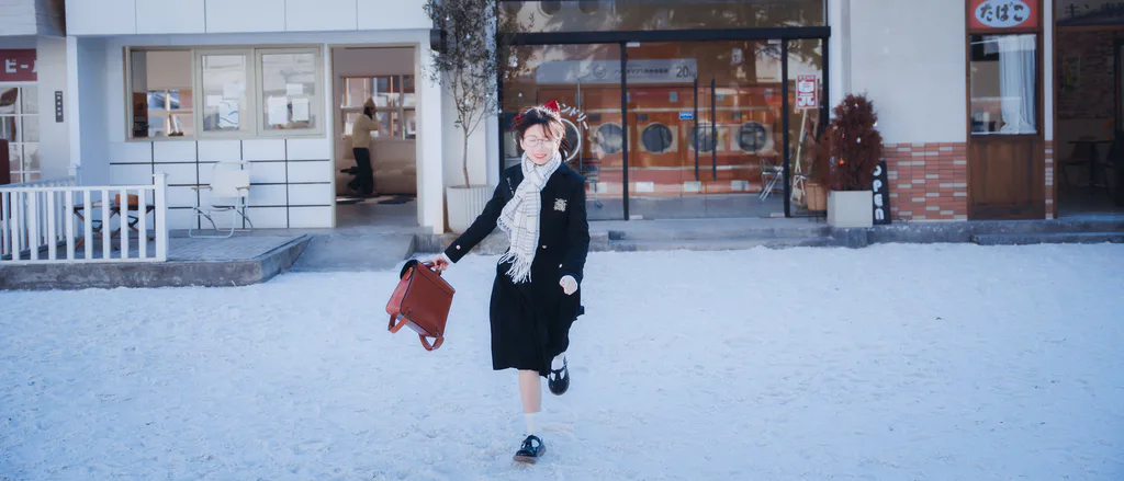 [YITUYU艺图语]2023.02.10 恋冬 清青琴玖[34+1P/556MB]插图1