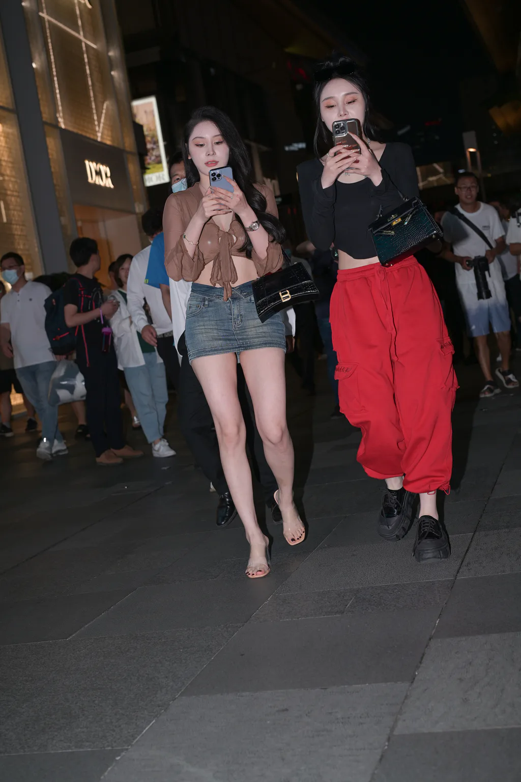 精选街拍作品 NO.6466 牛仔短裙大长腿[109P/178MB]插图2