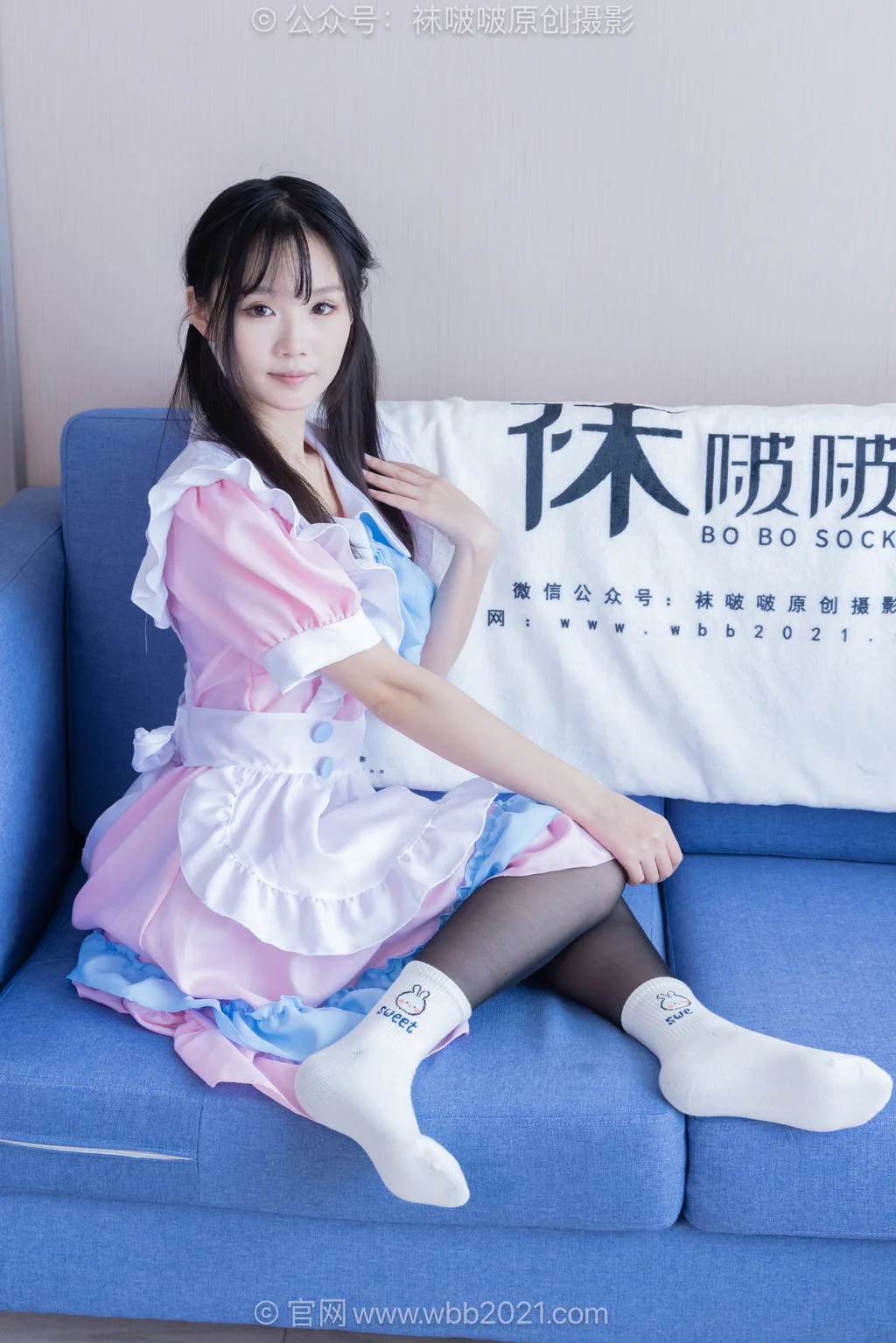 [BoBoSocks袜啵啵]NO.639 甜甜圈-皮鞋、两双白棉袜、薄黑丝、钕仆装[158P/1V/6.38GB]插图2