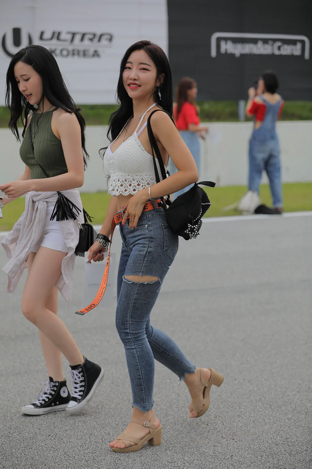 精选街拍作品 NO.6493 靓丽牛仔裤[49P/52MB]插图3