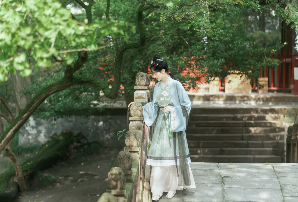 [YITUYU艺图语]2023.02.05 秋日迟 初茶[57+1P/926MB]插图1