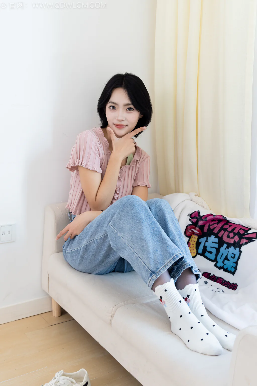 勿恋传媒 NO.2585 小爱-运动鞋、白棉袜、薄黑丝、厚肉丝[149P/1V/3.64GB]插图3