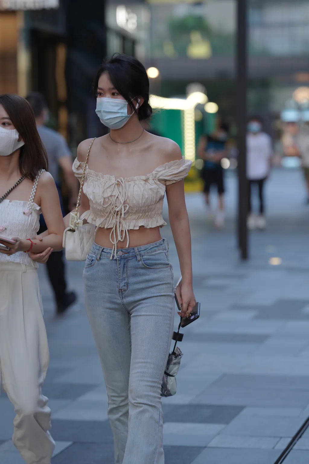 精选街拍作品 NO.6549 喇叭牛仔裤搭配[85P/158MB]插图