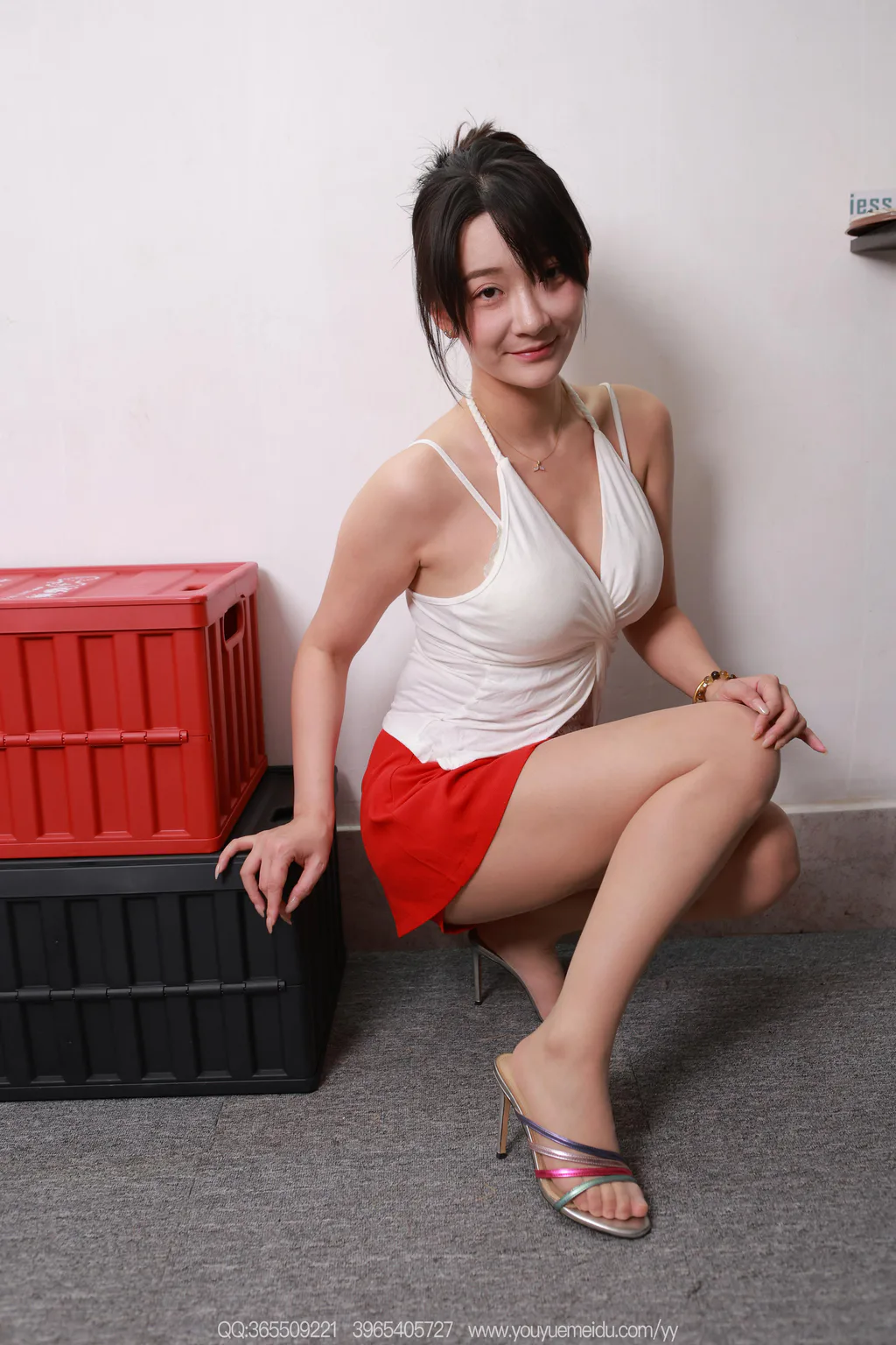 [IESS异思趣向] 2025.11.05 丝享家2202：秋秋《姓感犹物》[88P/79MB]插图3