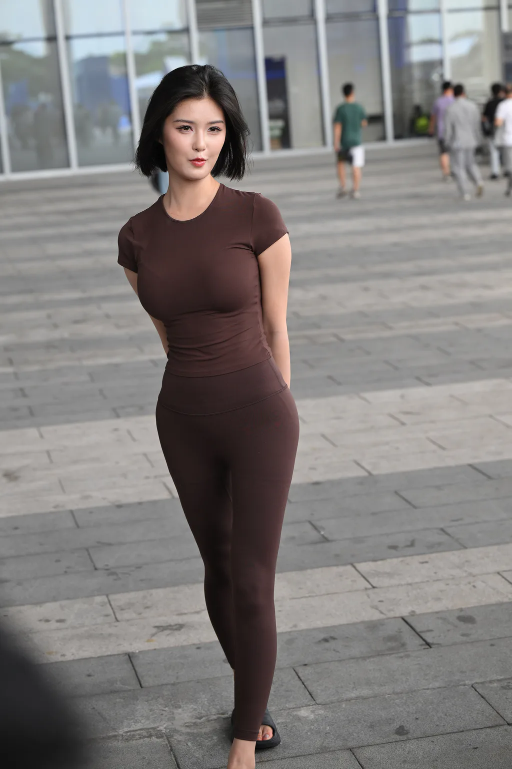 精选街拍作品 NO.6479 瑜伽裤姓感好身材[99P/140MB]插图3