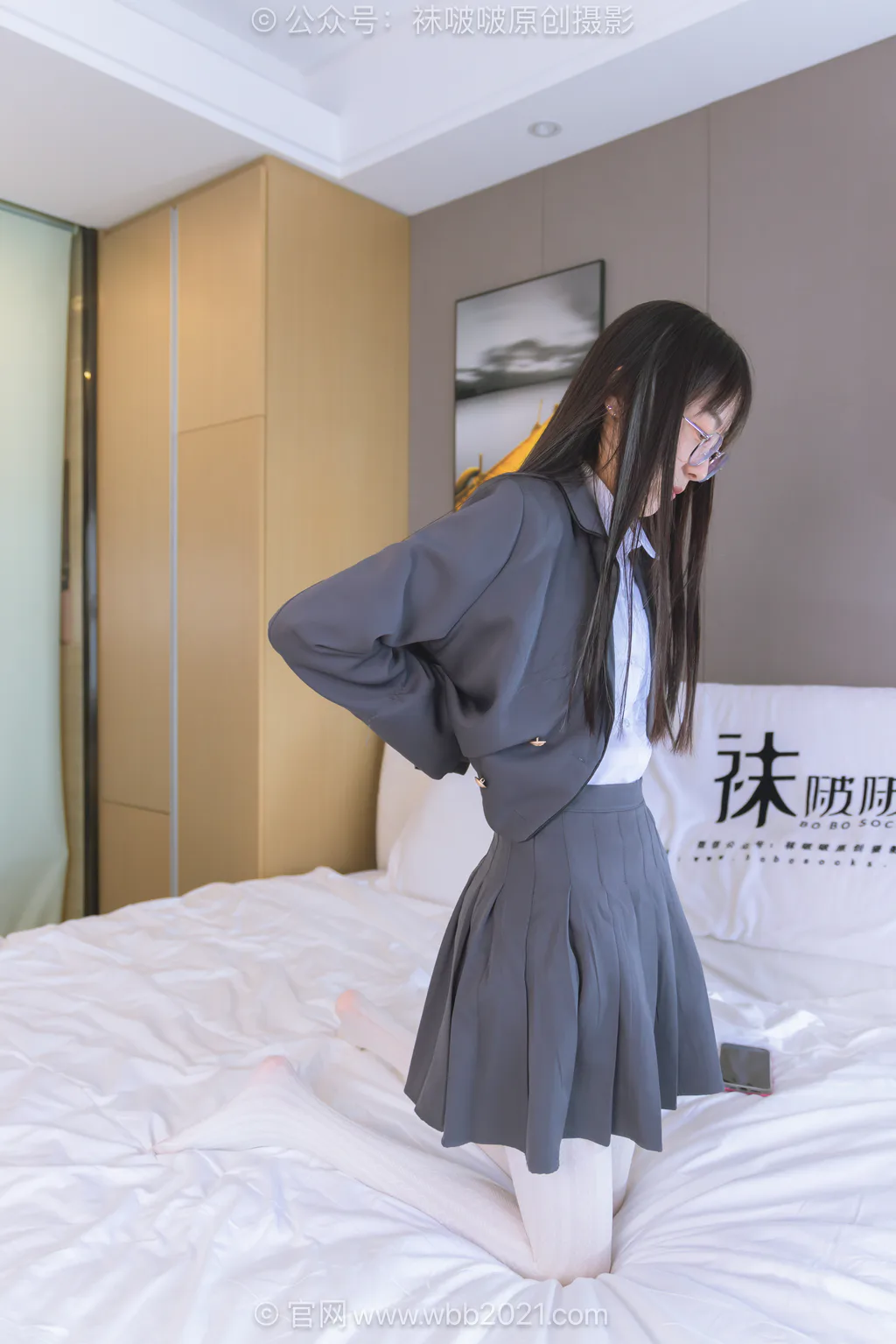 [BoBoSocks袜啵啵]NO.637 稚予-短靴、厚白丝、学苑风[140P/1V/5.69GB]插图3