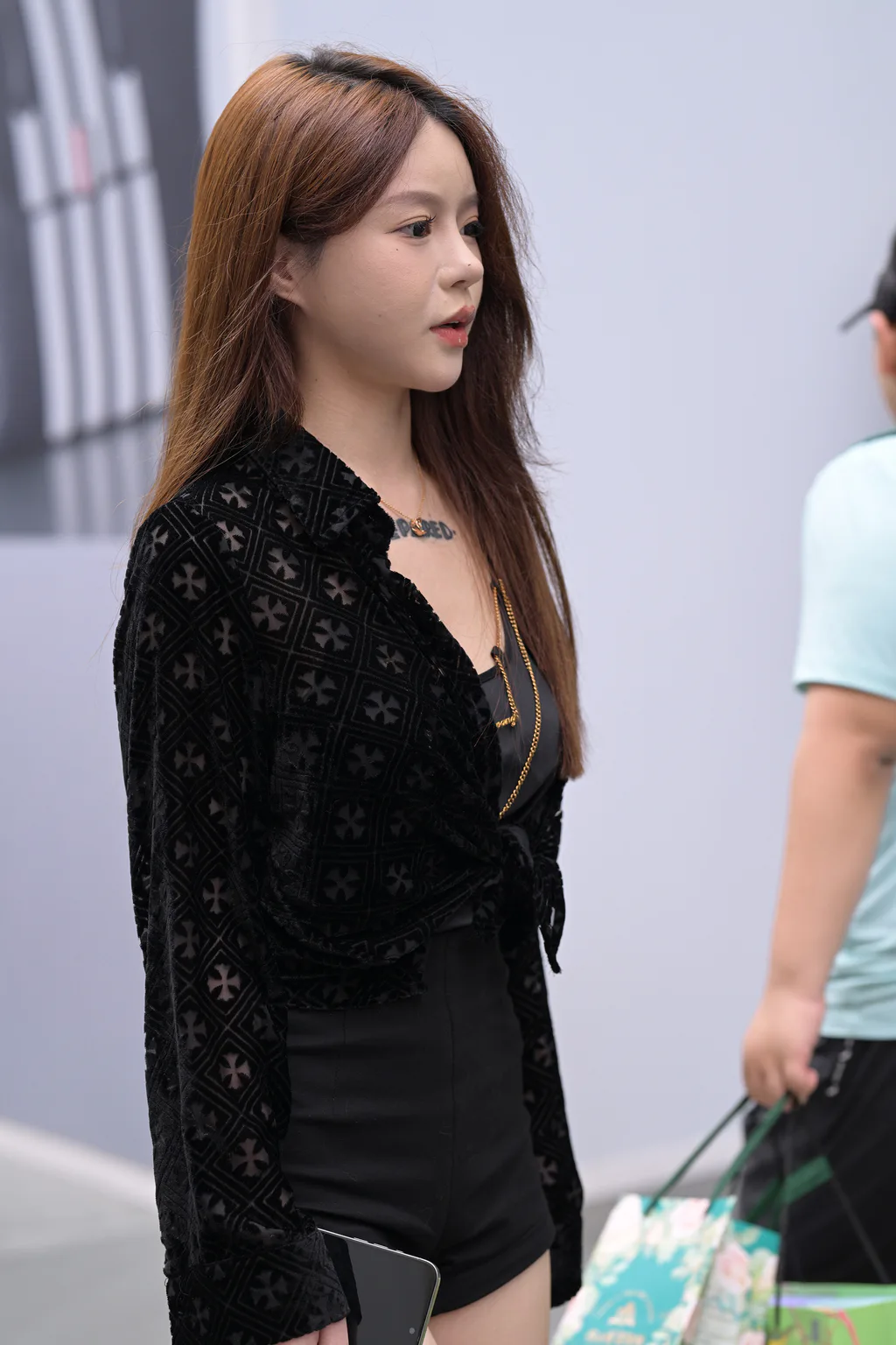 精选街拍作品 NO.6475 可爱美腿MM[104P/161MB]插图