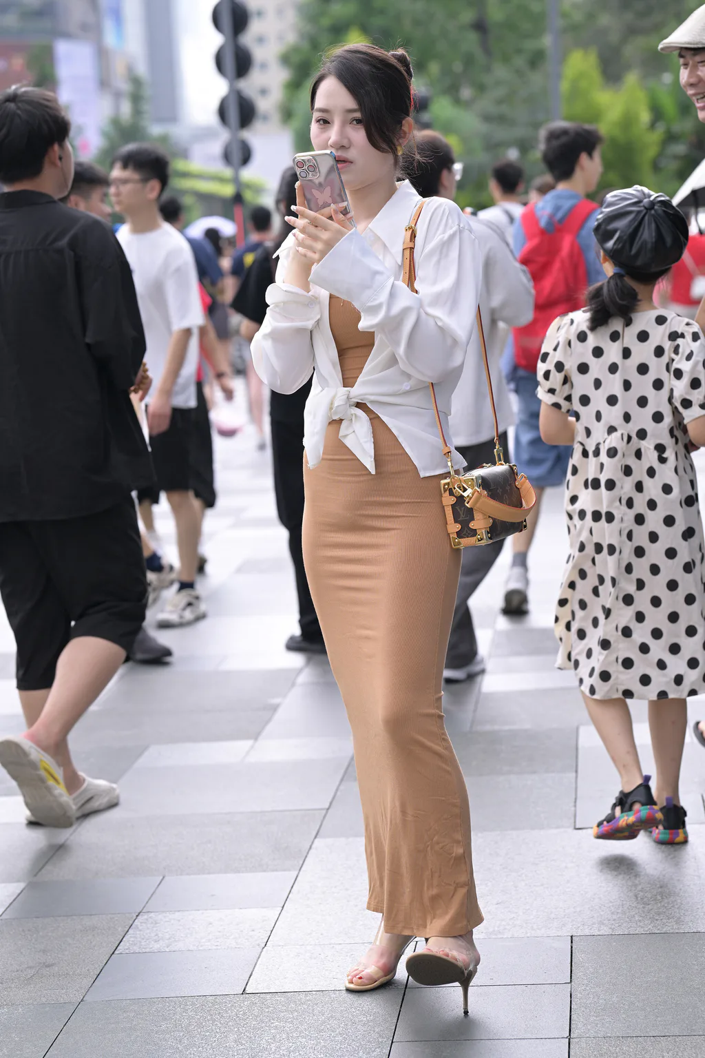 精选街拍作品 NO.6478 黄色针织长裙镁钕[149P/220MB]插图