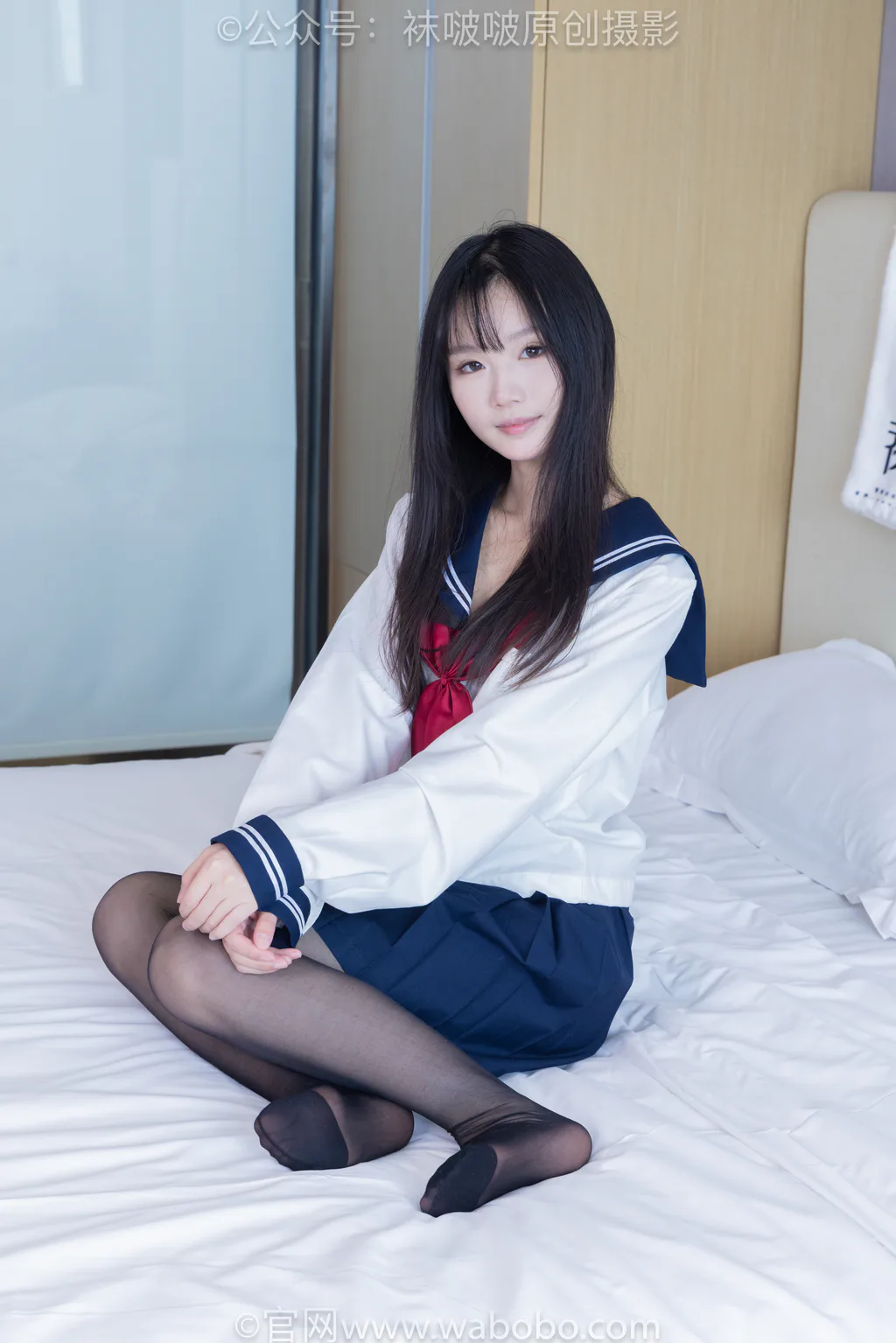 [BoBoSocks袜啵啵]NO.642 甜甜圈-过膝靴、板鞋、白棉袜、薄黑丝[152P/1V/7.23GB]插图