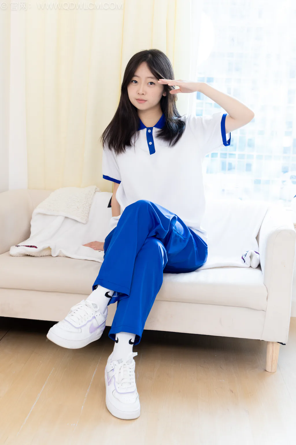 勿恋传媒 NO.2576 萌萌-板鞋、白棉袜、裸足、校服[153P/1V/3.51GB]插图