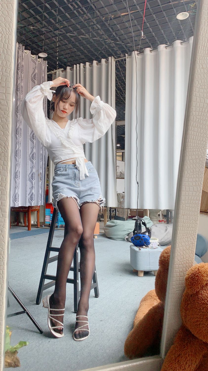 蕾蕾短丝 No.431 [148P/559MB]插图