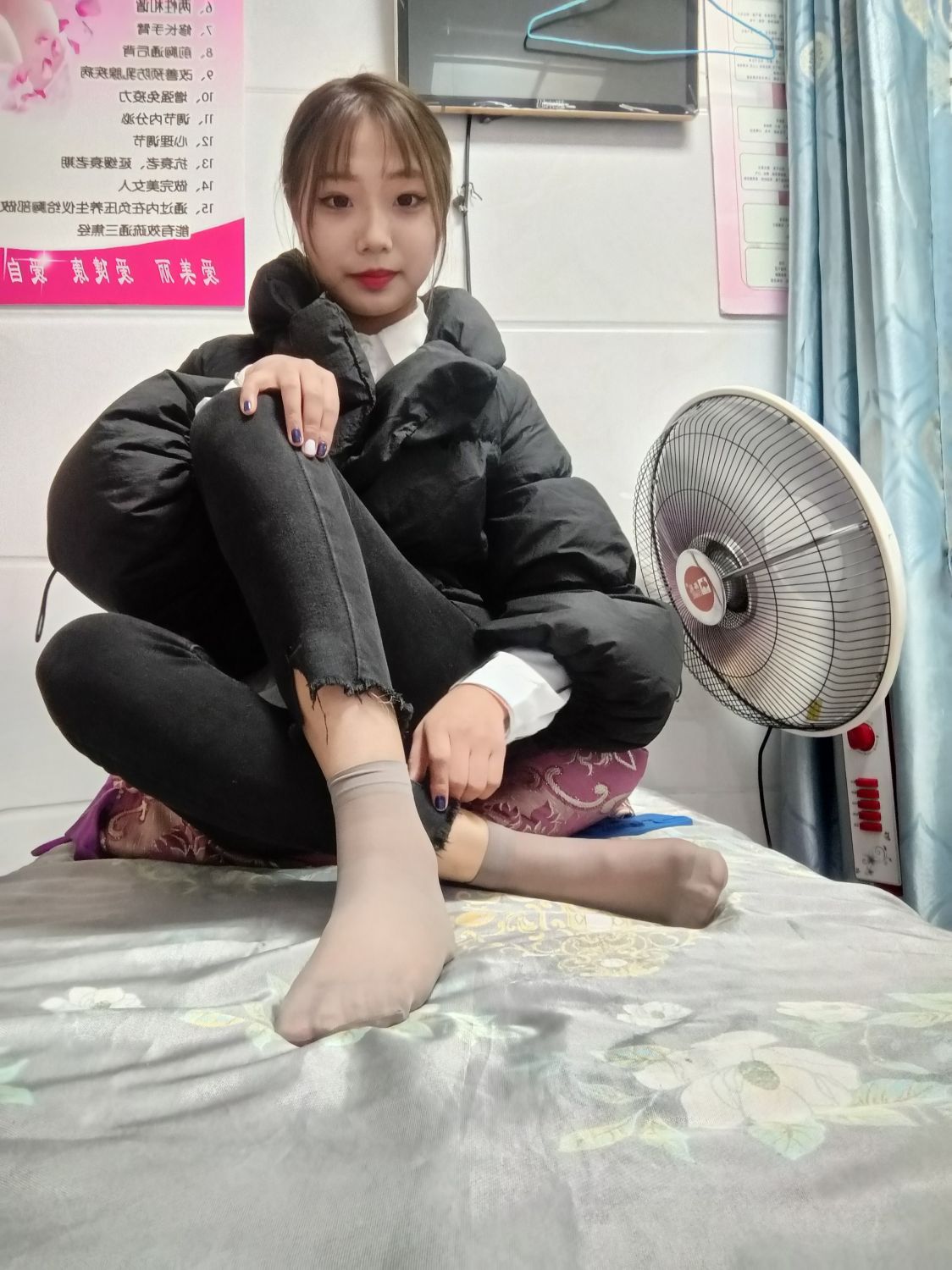 蕾蕾短丝 No.499 [37P/150MB]插图1