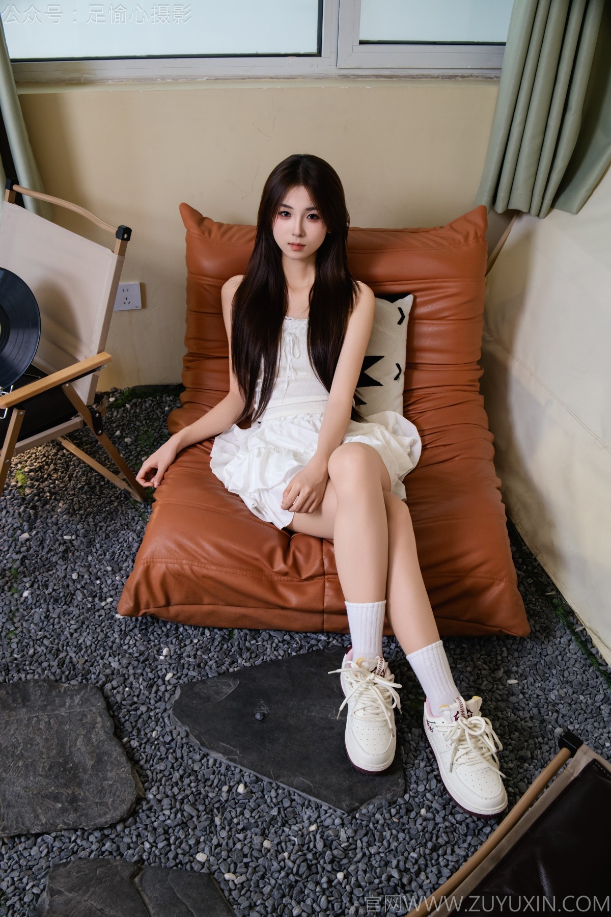 足愉心摄影 国庆双节 小瑶 完整版 [130P/2V/2.85GB]插图