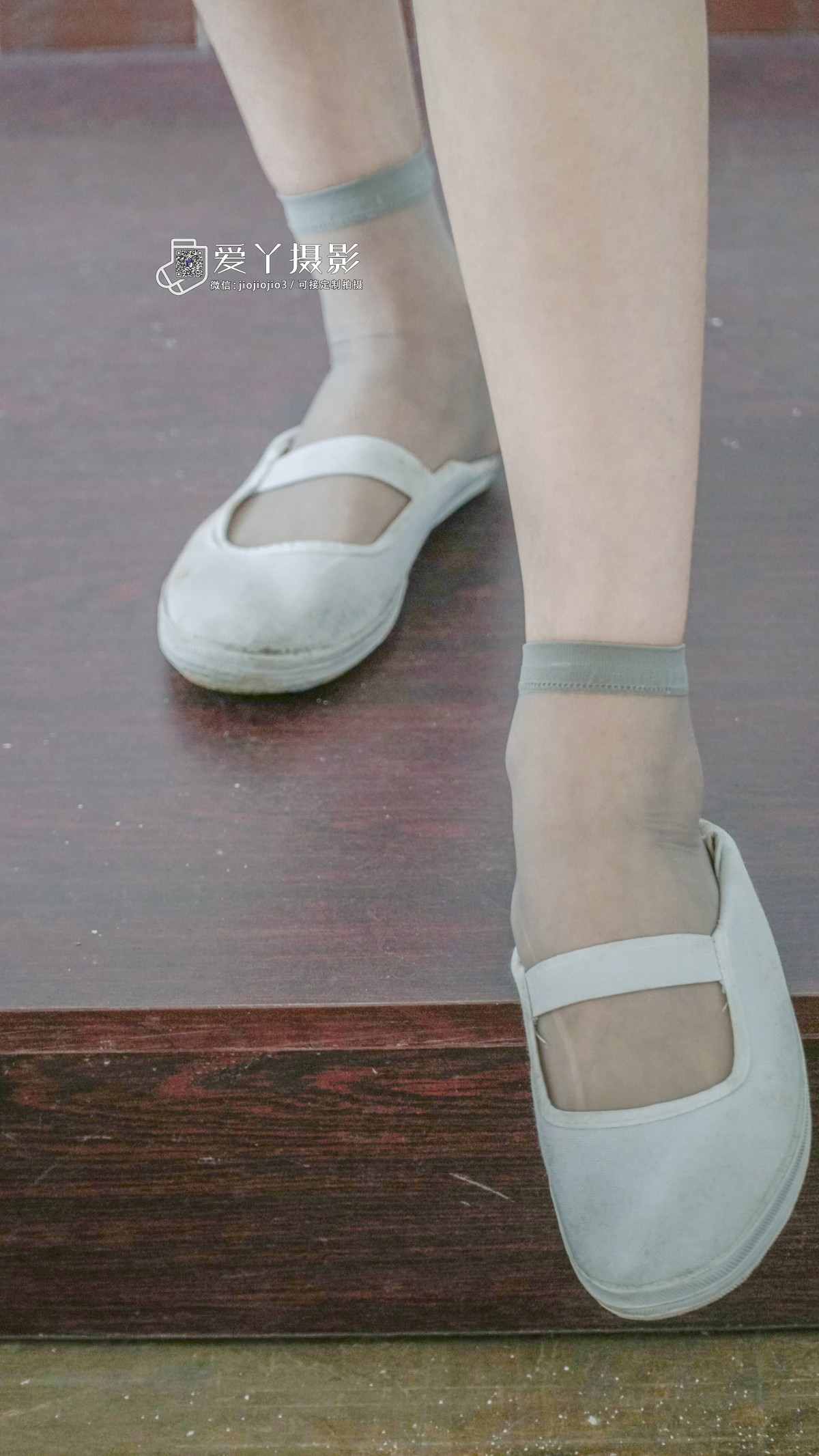 爱丫摄影：同桌的脚踝 [140P/1V/5.61GB]插图1