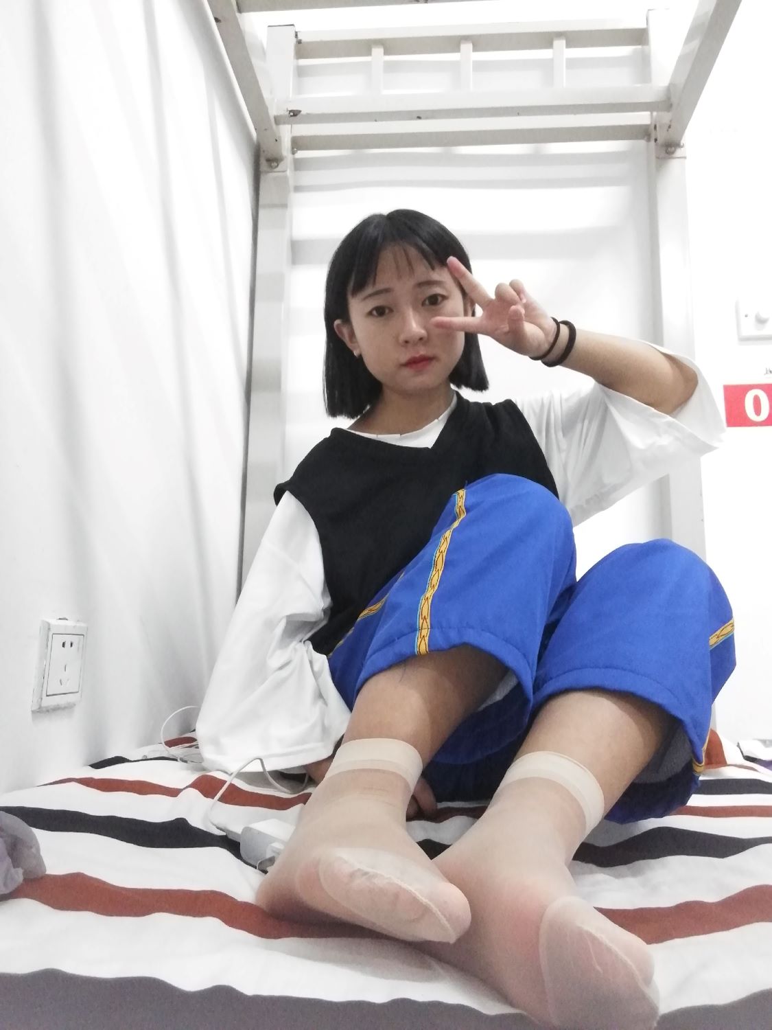 蕾蕾短丝 No.218 [266P/427MB]插图2