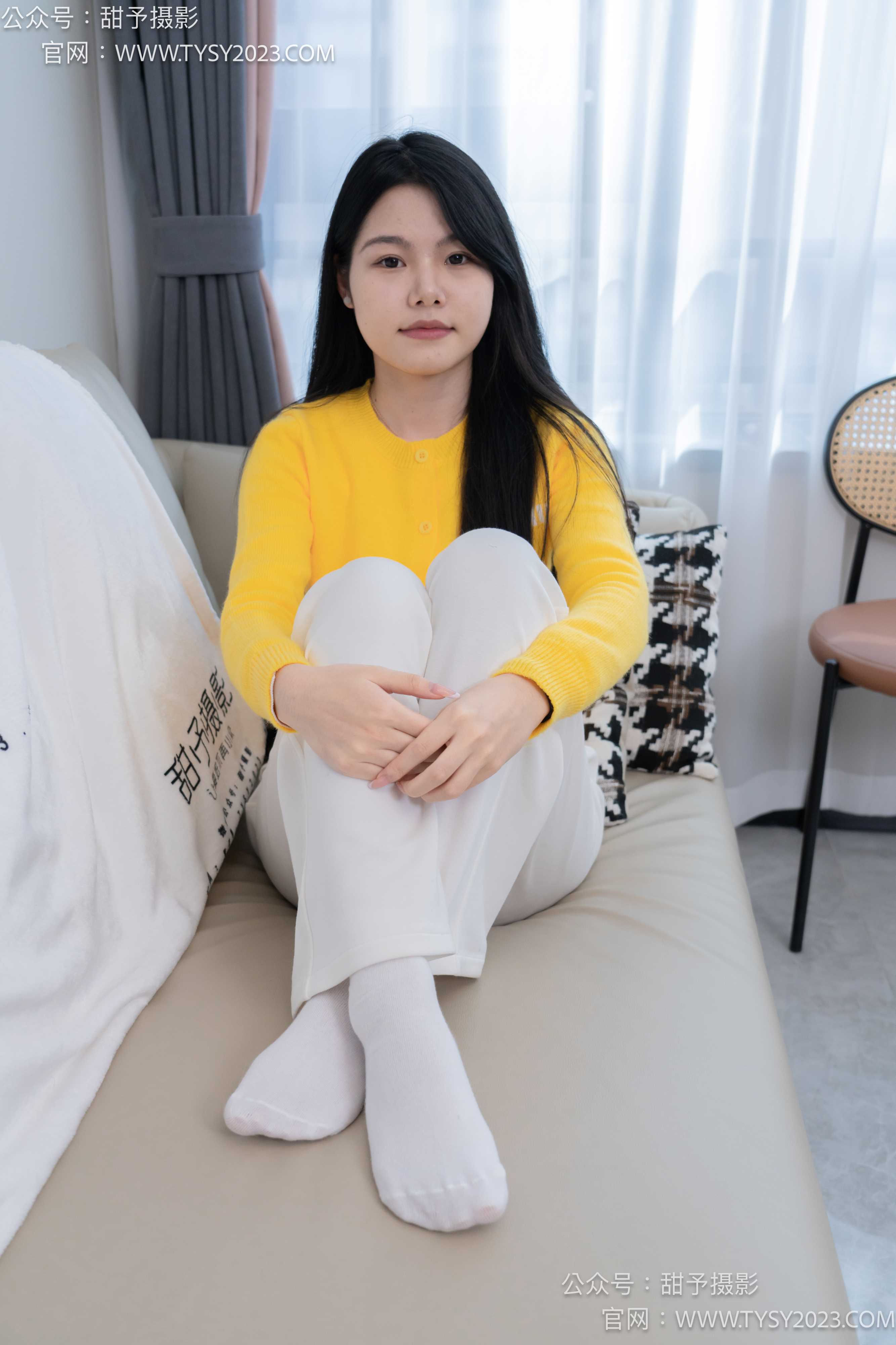 甜予摄影253期：果酱-板鞋、白棉袜、裸足 完整版[129P/2V/10.9G]插图4