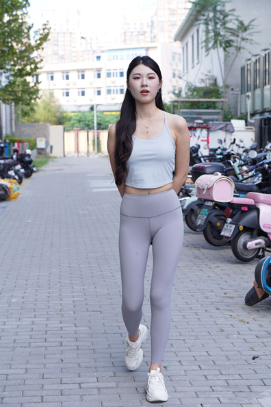 魔镜街拍原版灰色瑜伽裤[493P/1V/16.8G]插图4