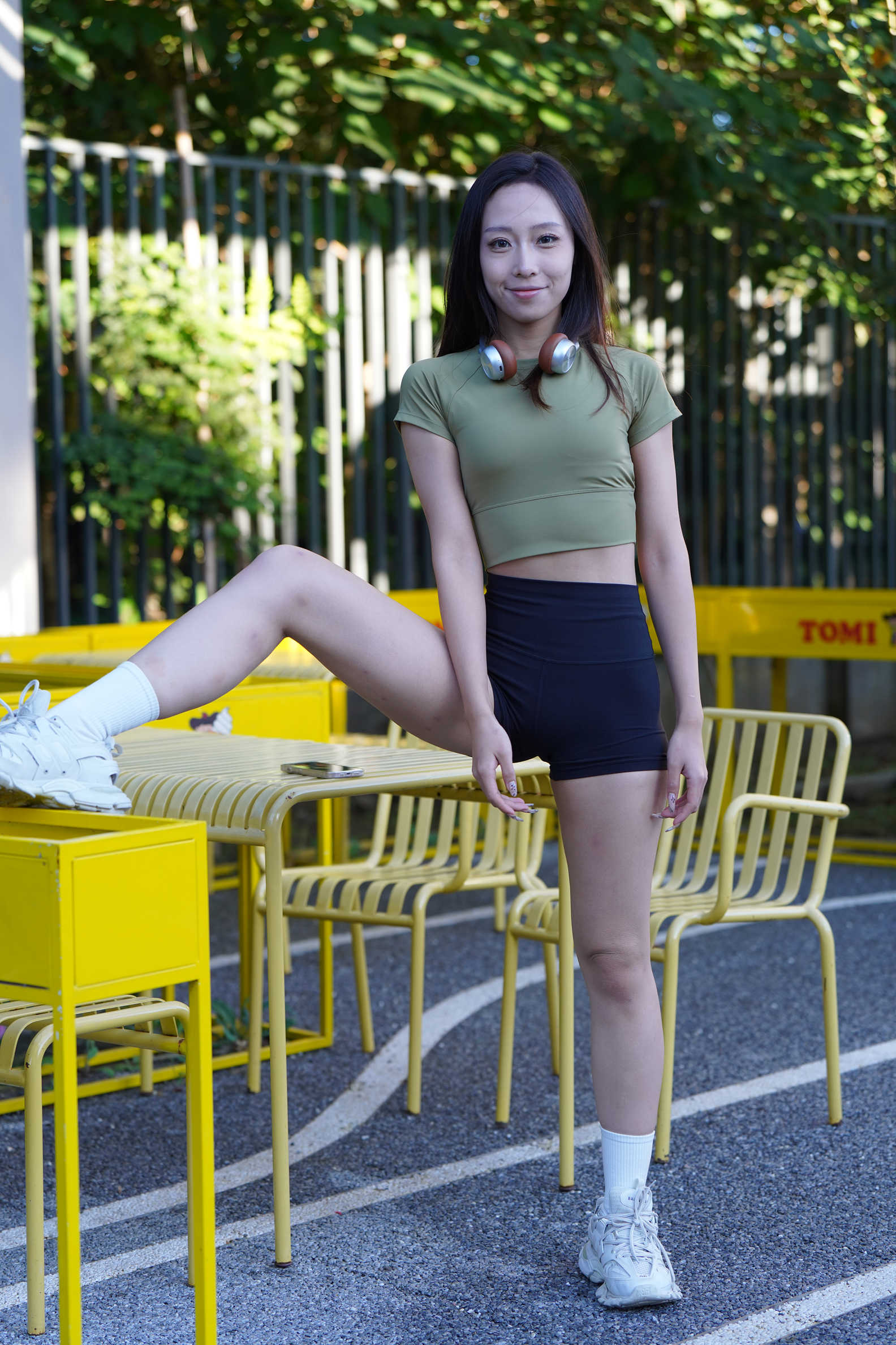 魔镜原版黑色运动短裤女孩[766P/1V/48.4G]插图