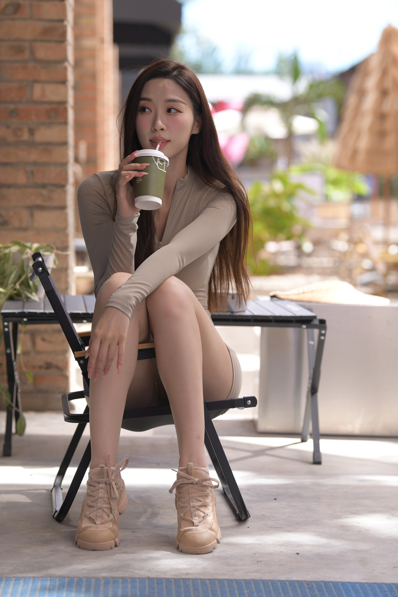 魔镜街拍原版舒颜01法式香榭 灰色连体衣[1060P/21.9G]插图1