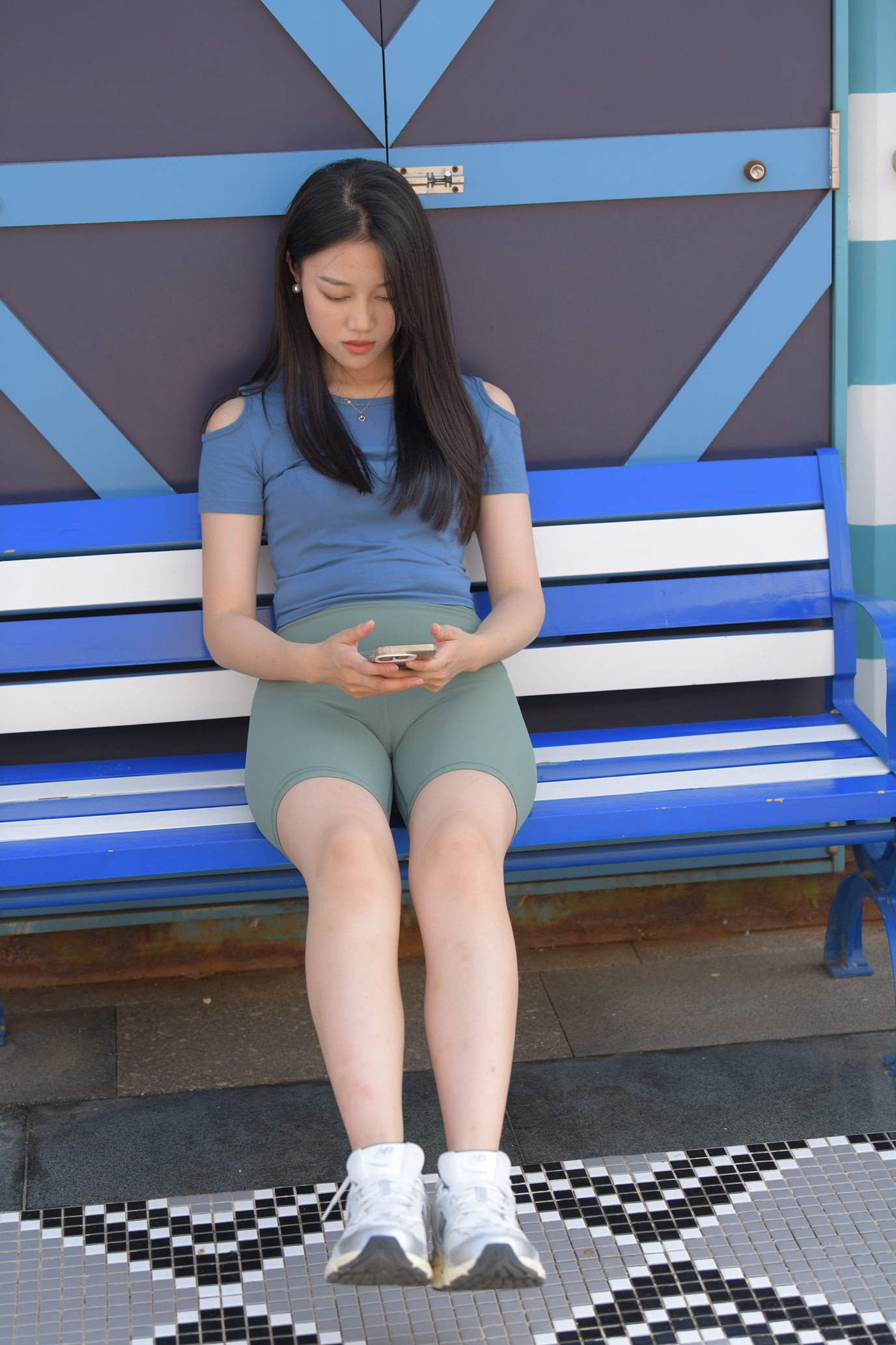 魔镜街拍原版绿色瑜伽短裤镁钕[402P/8.98G]插图