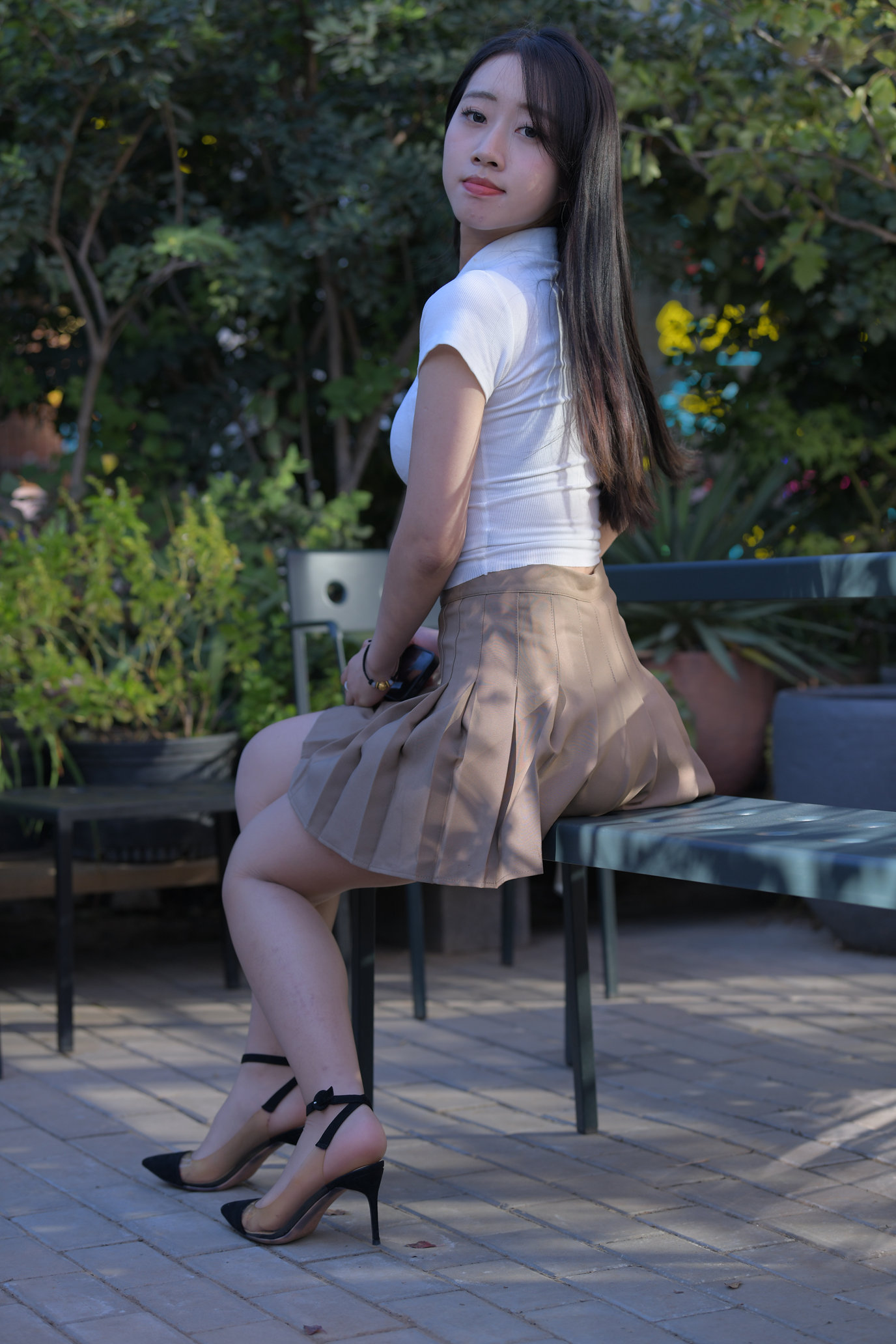 魔镜街拍原版咖裙丝袜镁钕[834P/1V/36.2G]插图5