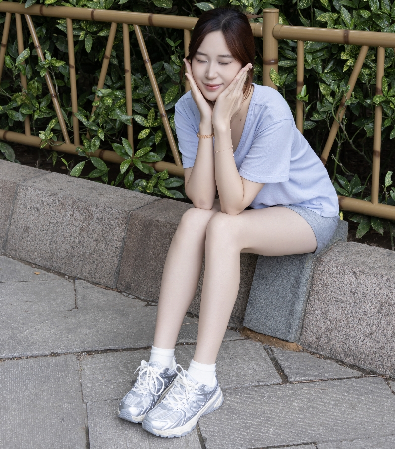 甜予摄影259期：小俏-运动鞋、淡黄色棉袜、裸足完整版[139P/2V/7.8GB]插图3