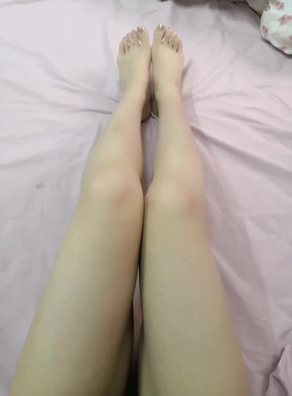 脚模面试脸足同框套路系列-222 银色指甲 [14V/97M]插图