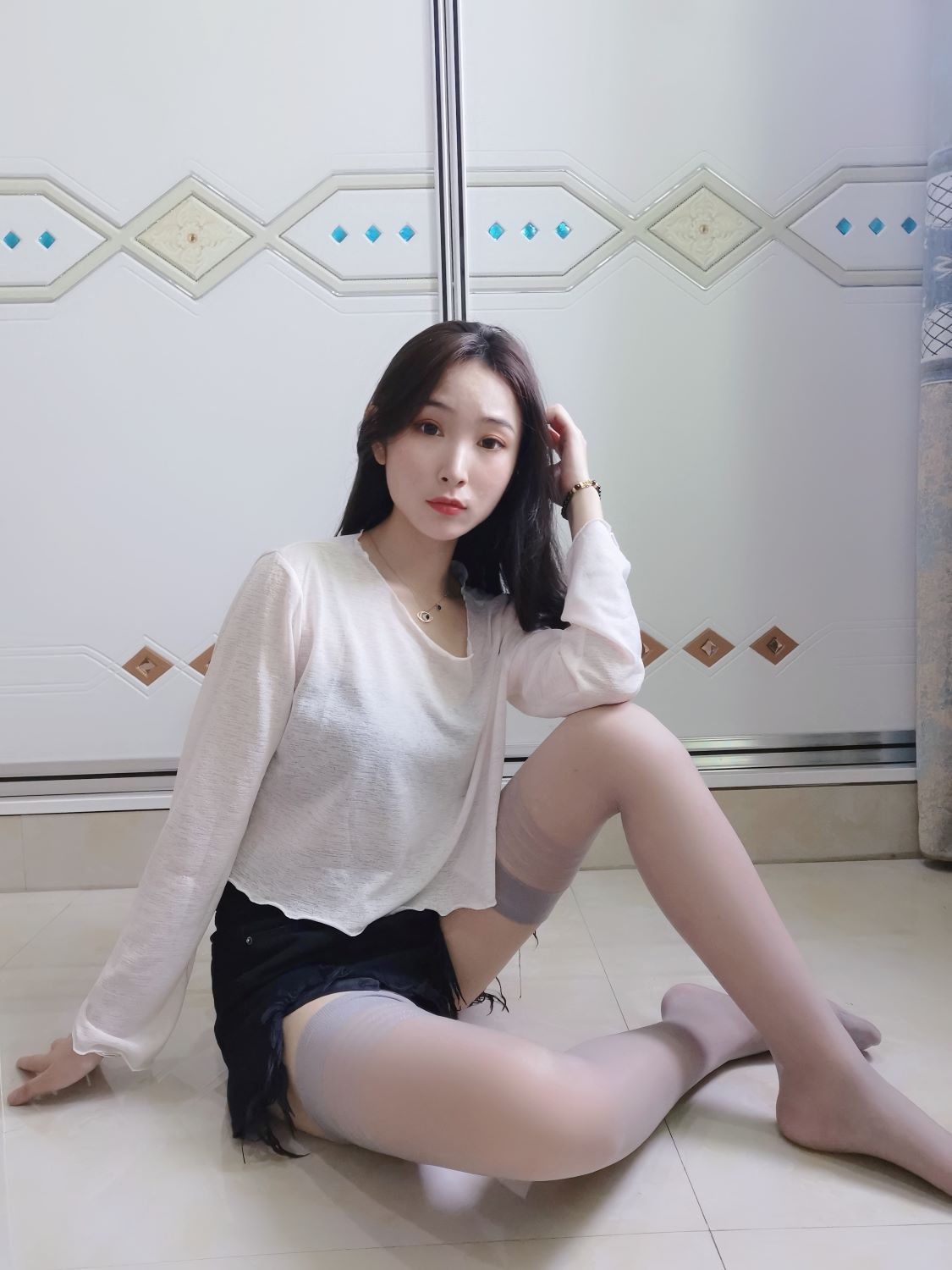 蕾蕾短丝 No.379 [74P/162MB]插图1