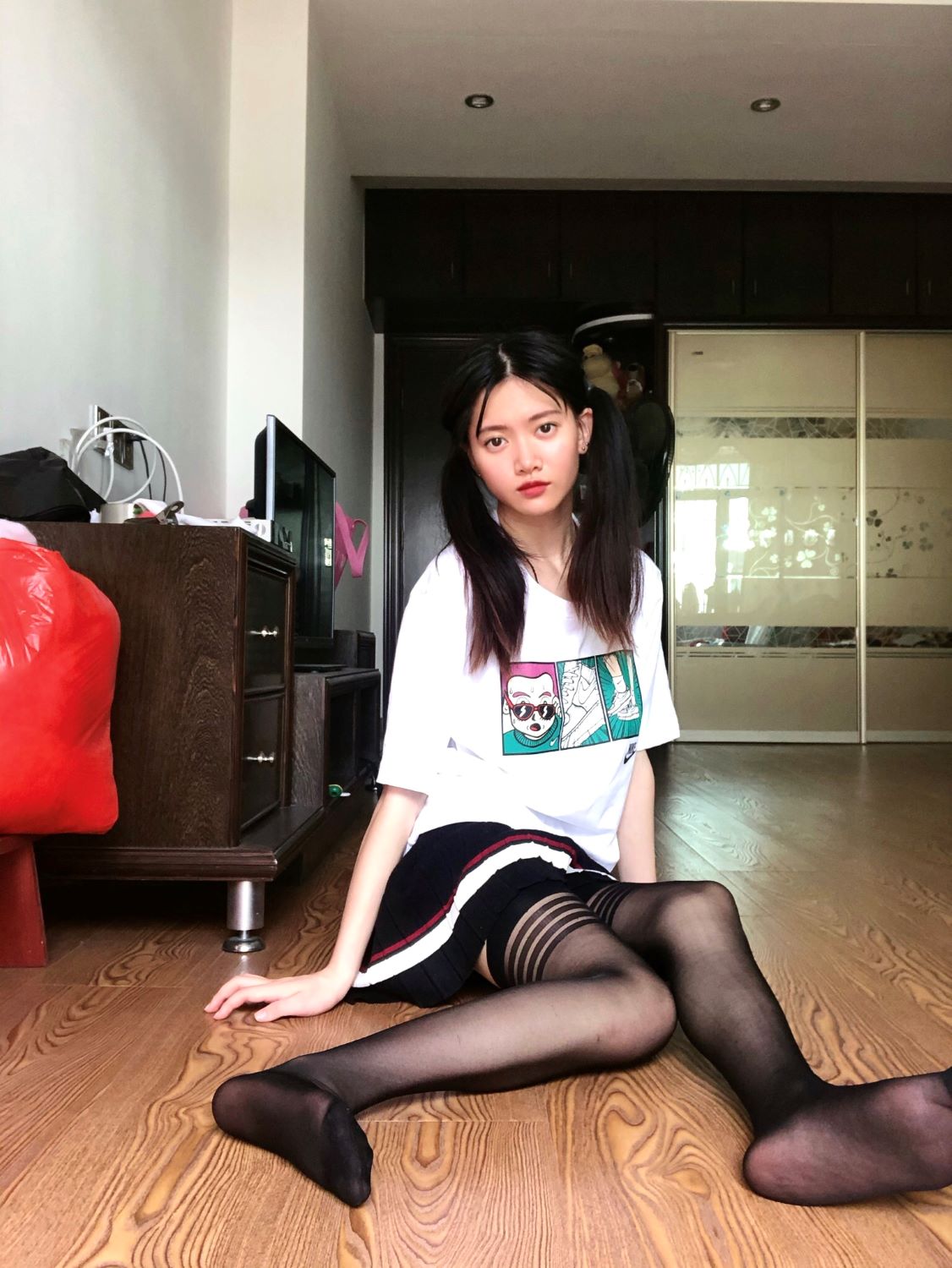 蕾蕾短丝 No.383 [32P/18MB]插图2