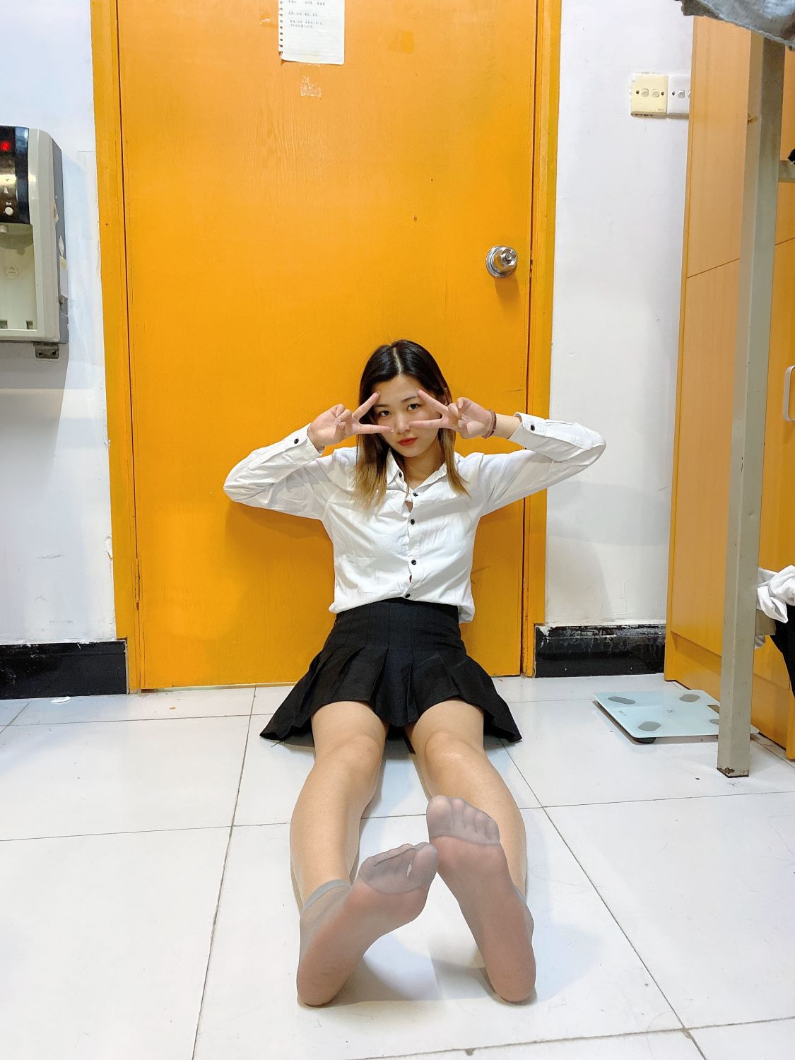 蕾蕾短丝 No.324 [83P/142MB]插图1