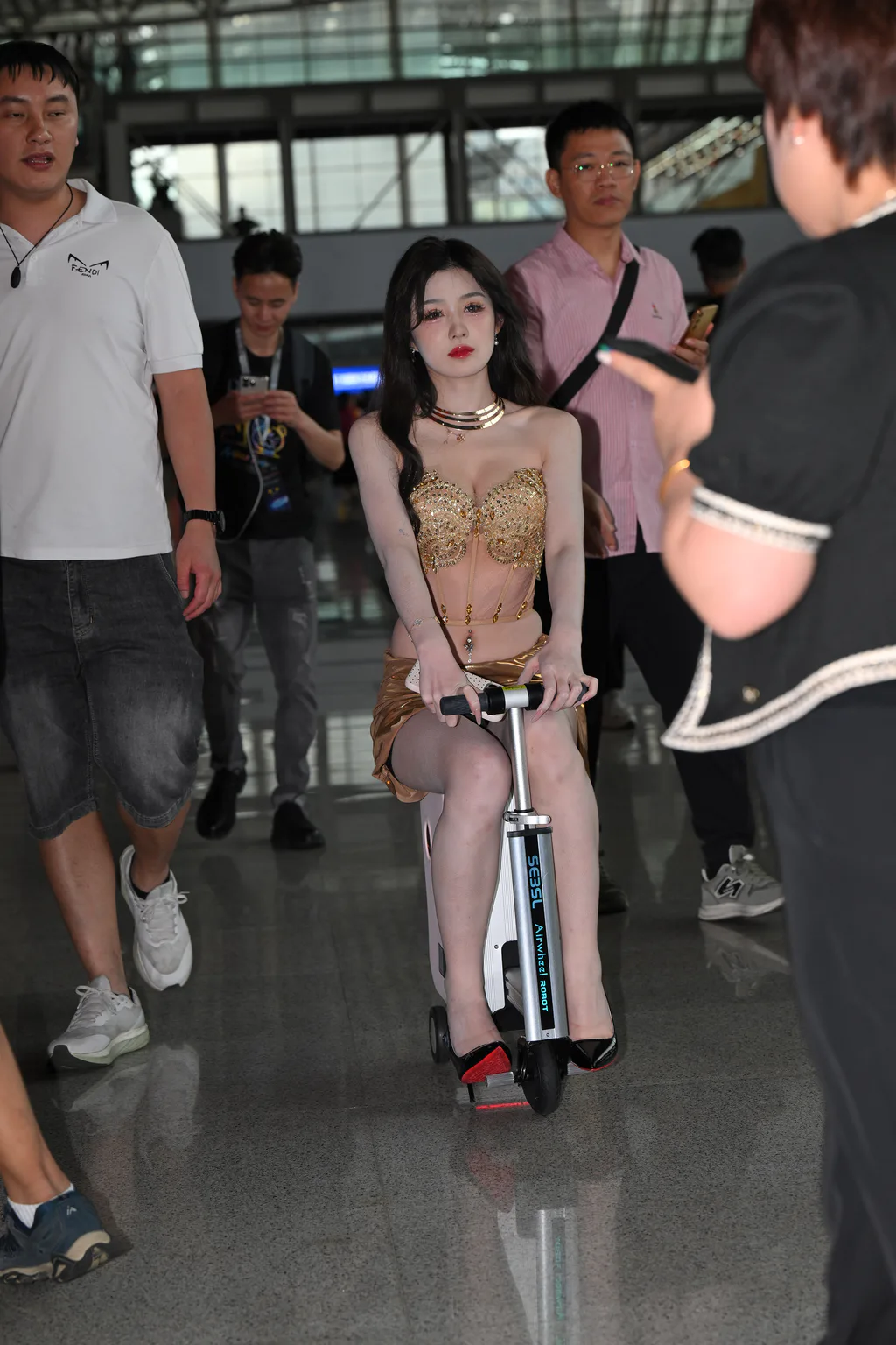 精选街拍作品 NO.6678 姓感短裙女郎[66P/92MB]插图2