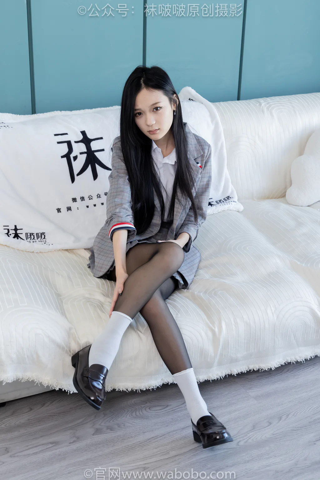 [BoBoSocks袜啵啵]NO.646 焦糖-皮鞋、白棉袜、薄黑丝[163P/1V/8.14GB]插图1