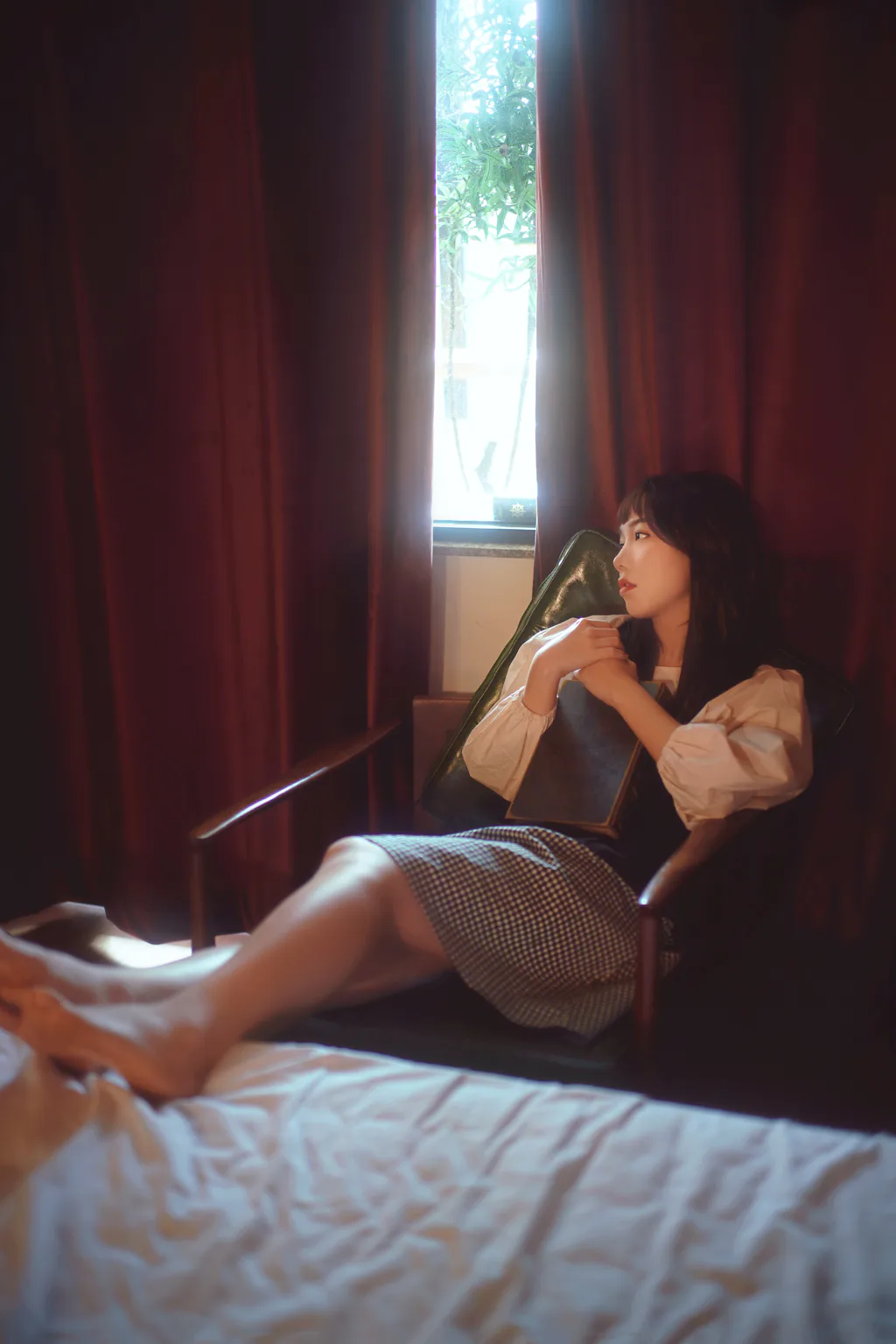 [YITUYU艺图语]2023.02.24 黄昏的时钟 树树[21+1P/245MB]插图3