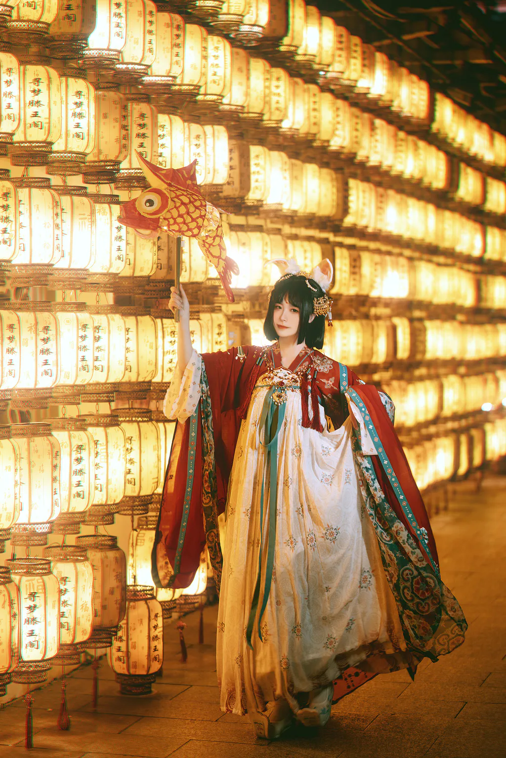 [YITUYU艺图语]2023.02.28 和我一起去灯会吧 激辣[22+1P/120MB]插图3