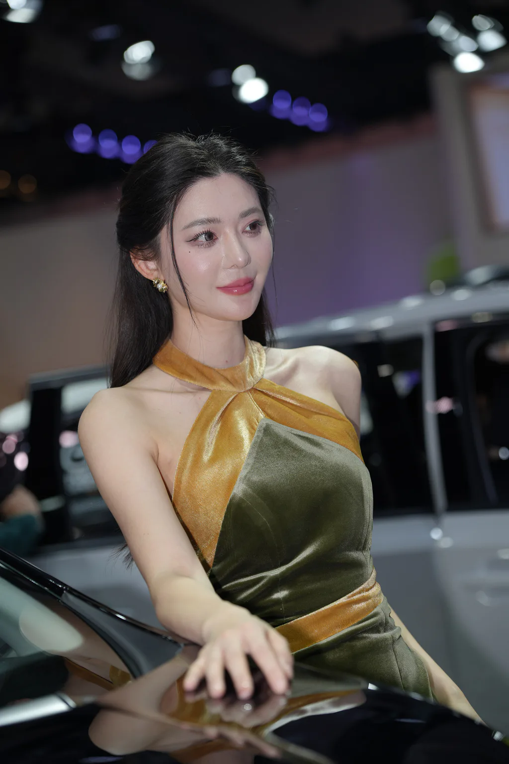 精选街拍作品 NO.6647 绿色裙装杜芊逸[101P/94MB]插图1