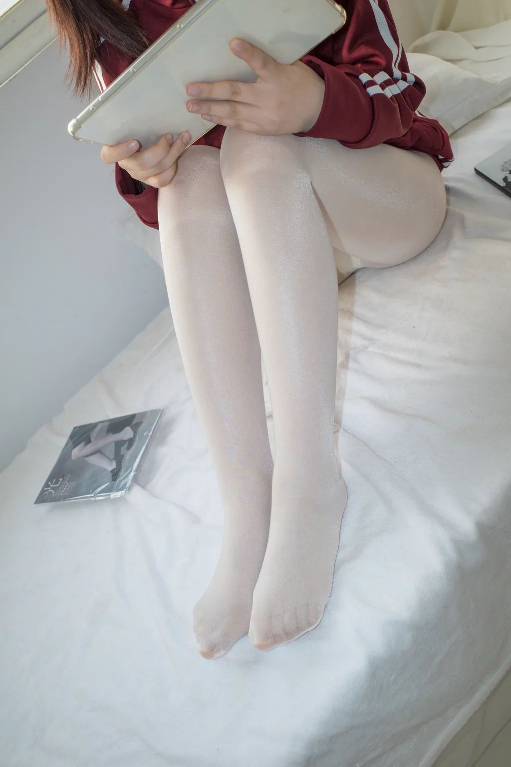 森萝财团写真 – 内部10 小夜 40D闪闪舍宾袜[79P/1V/3.68GB]插图1