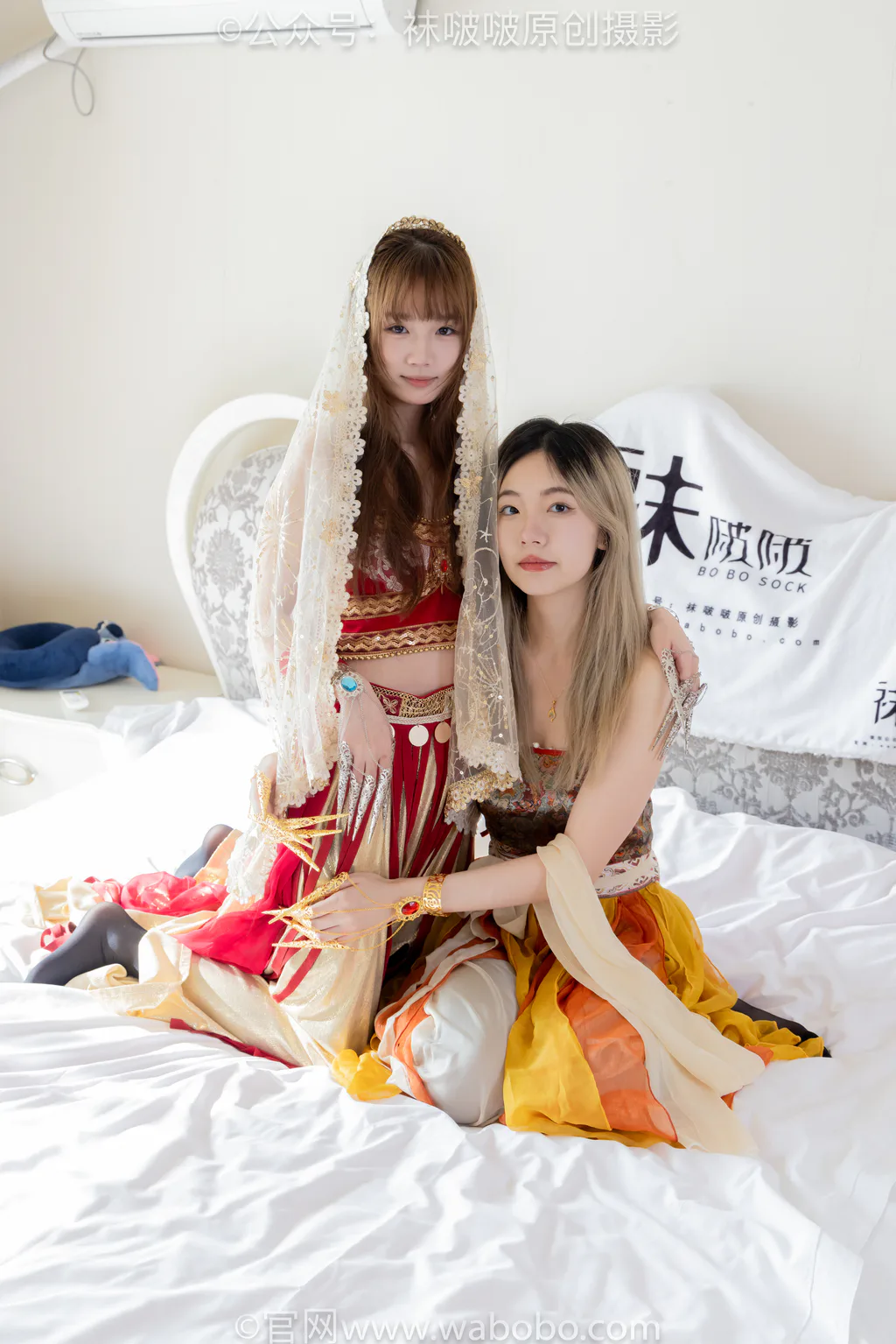 [BoBoSocks袜啵啵]NO.647 小甜豆&甜甜圈-两双凉鞋、薄黑丝、裸足[210P/1V/11.5GB]插图1