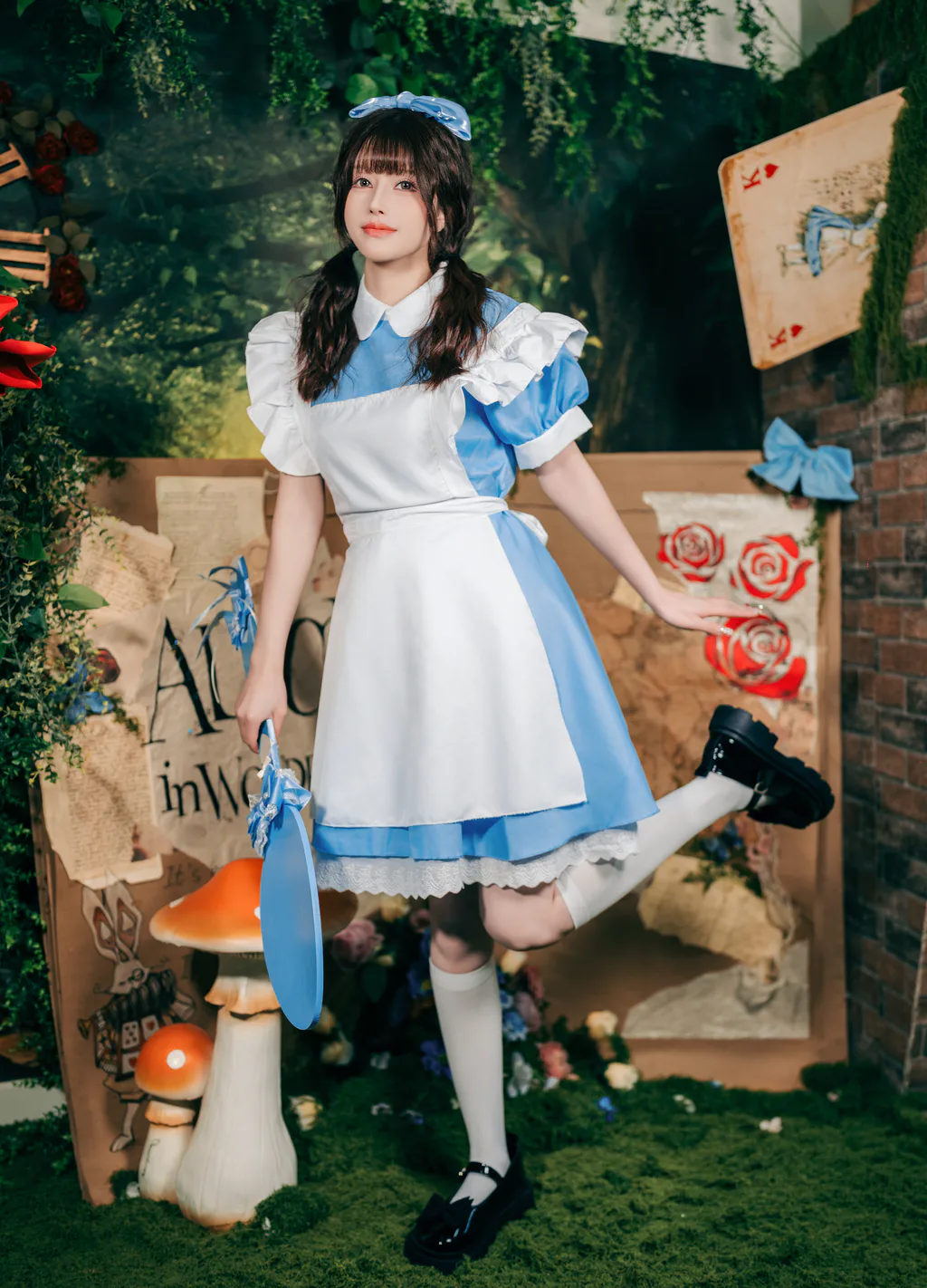 鹿八岁 – 爱丽丝梦游仙境[24P/960MB]插图1